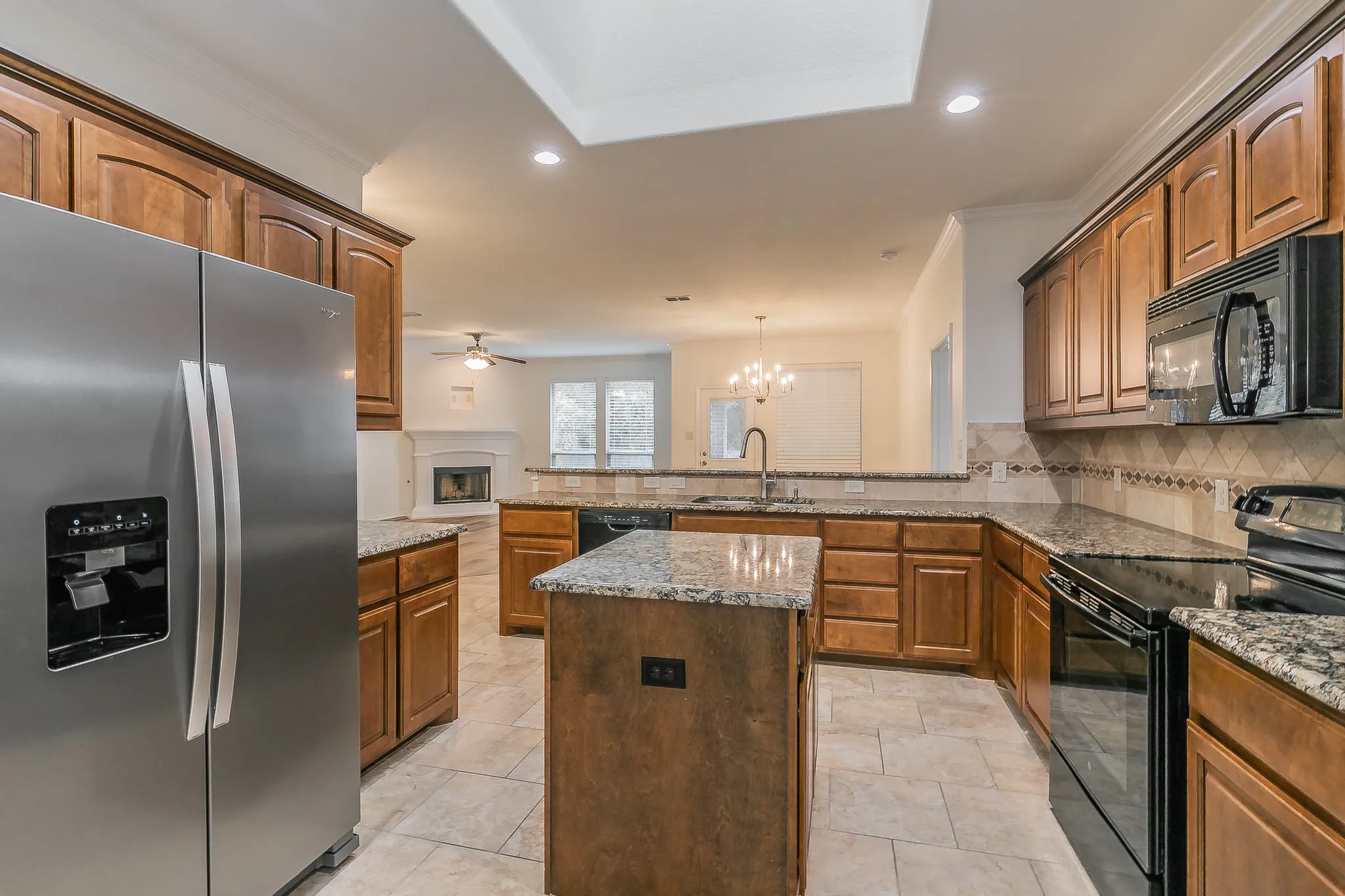 Single Family Residence For Sale in Tarrant County , 5115 Prestwick Drive, Arlington, Texas 76001, 3 Bedroom, 2 Bathroom, 2 Garage spaces, 2,002 Sqft, built in 2013, mls#21343138, Real Estate Agent in Arlington, Homes For Sale in Tarrant county, Homes For Sale in Arlington, Realtor in Arlington Texas, Real Estate Brokerage Independent Realty Texas, Luminita Cordes Realtor