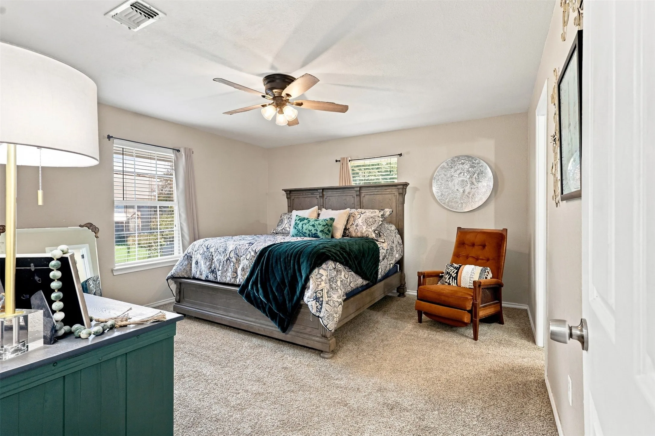 Single Family Residence For Sale in Parker County , 1115 E 6th Street, Springtown, Texas 76082, 4 Bedroom, 2 Bathroom, Garage spaces, 1,953 Sqft, built in 2000, mls#21342970, Real Estate Agent in Springtown, Homes For Sale in Parker county, Homes For Sale in Springtown, Realtor in Springtown Texas, Real Estate Brokerage Independent Realty Texas, Luminita Cordes Realtor