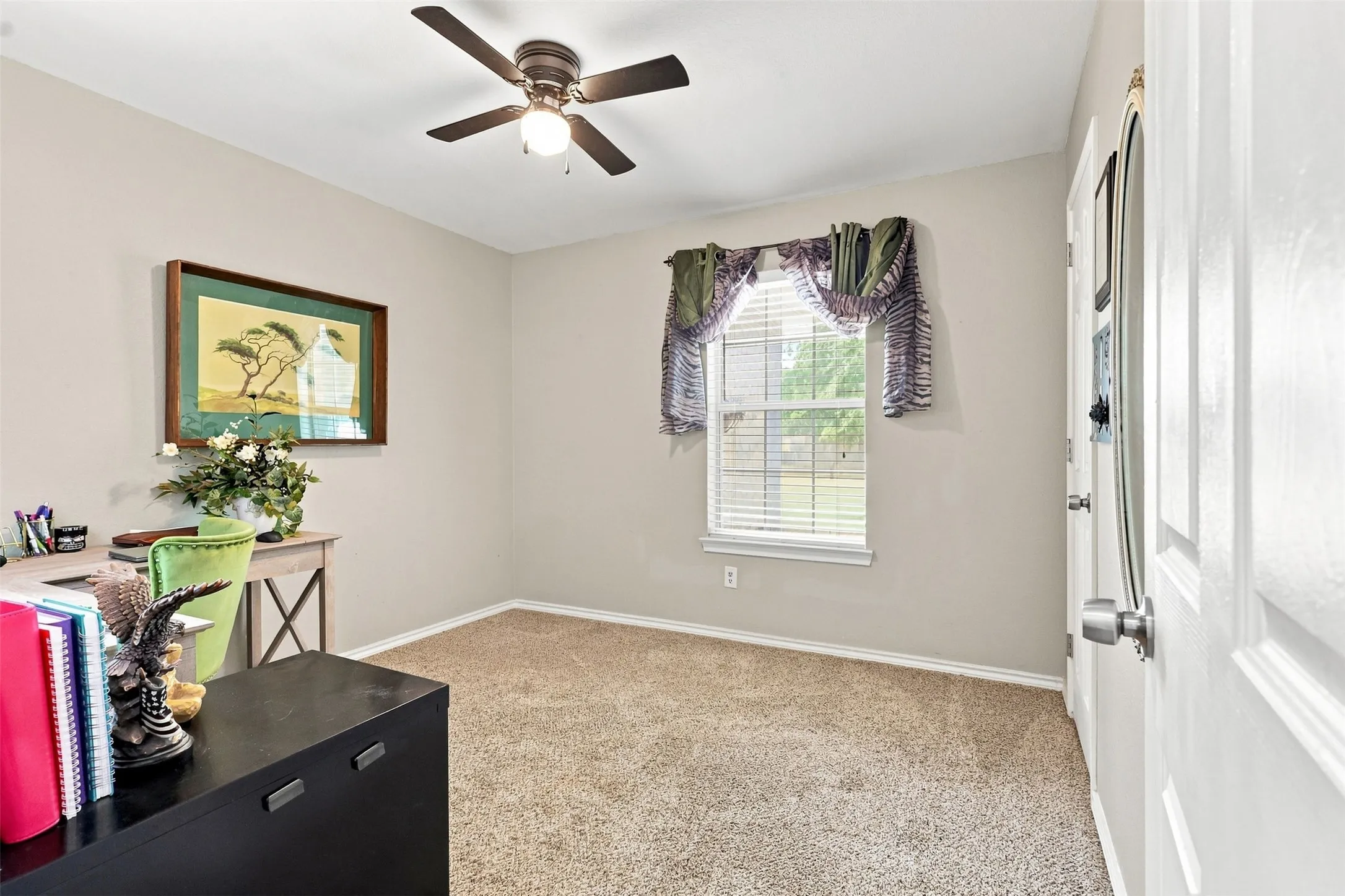 Single Family Residence For Sale in Parker County , 1115 E 6th Street, Springtown, Texas 76082, 4 Bedroom, 2 Bathroom, Garage spaces, 1,953 Sqft, built in 2000, mls#21342970, Real Estate Agent in Springtown, Homes For Sale in Parker county, Homes For Sale in Springtown, Realtor in Springtown Texas, Real Estate Brokerage Independent Realty Texas, Luminita Cordes Realtor