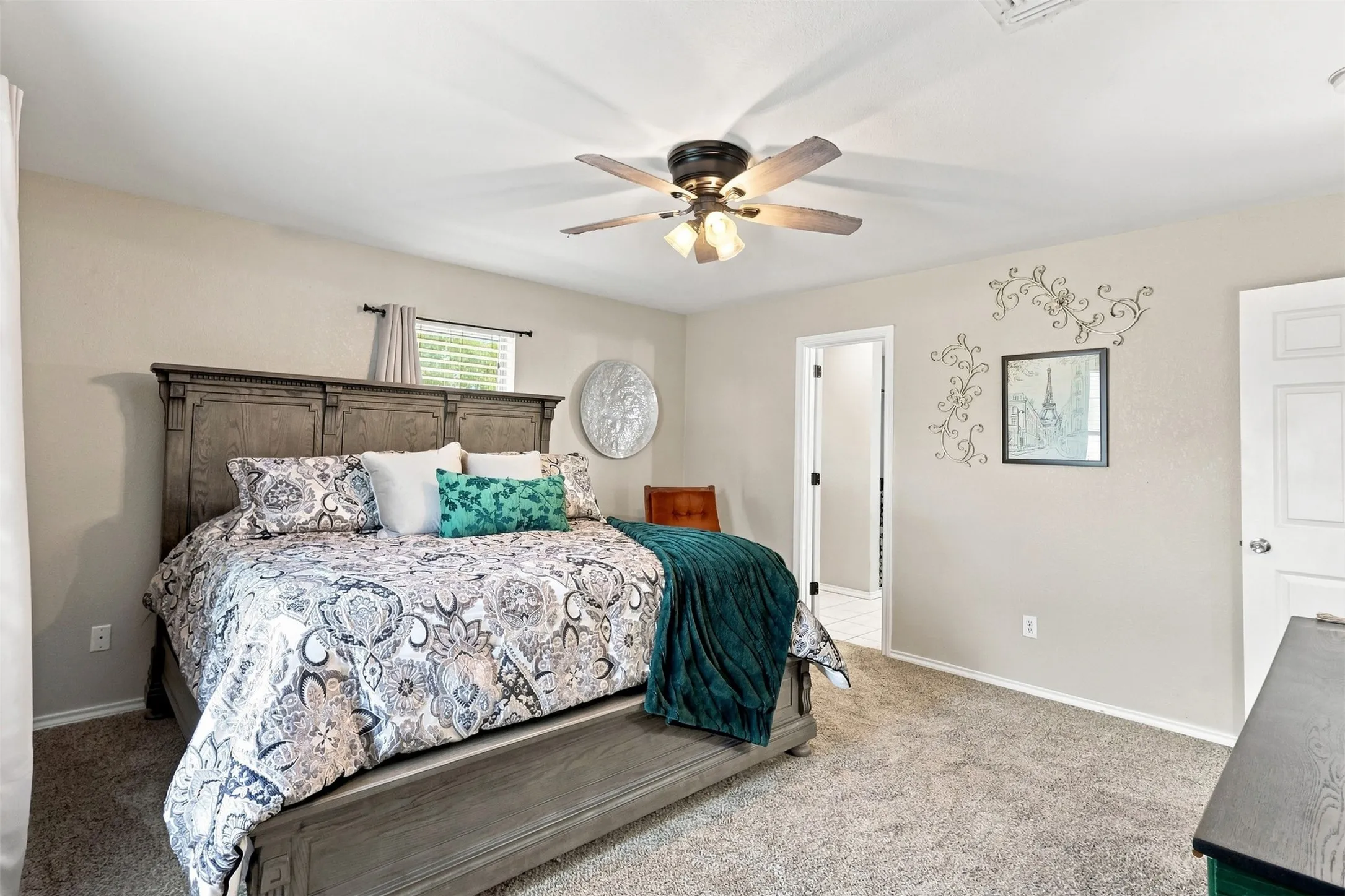 Single Family Residence For Sale in Parker County , 1115 E 6th Street, Springtown, Texas 76082, 4 Bedroom, 2 Bathroom, Garage spaces, 1,953 Sqft, built in 2000, mls#21342970, Real Estate Agent in Springtown, Homes For Sale in Parker county, Homes For Sale in Springtown, Realtor in Springtown Texas, Real Estate Brokerage Independent Realty Texas, Luminita Cordes Realtor