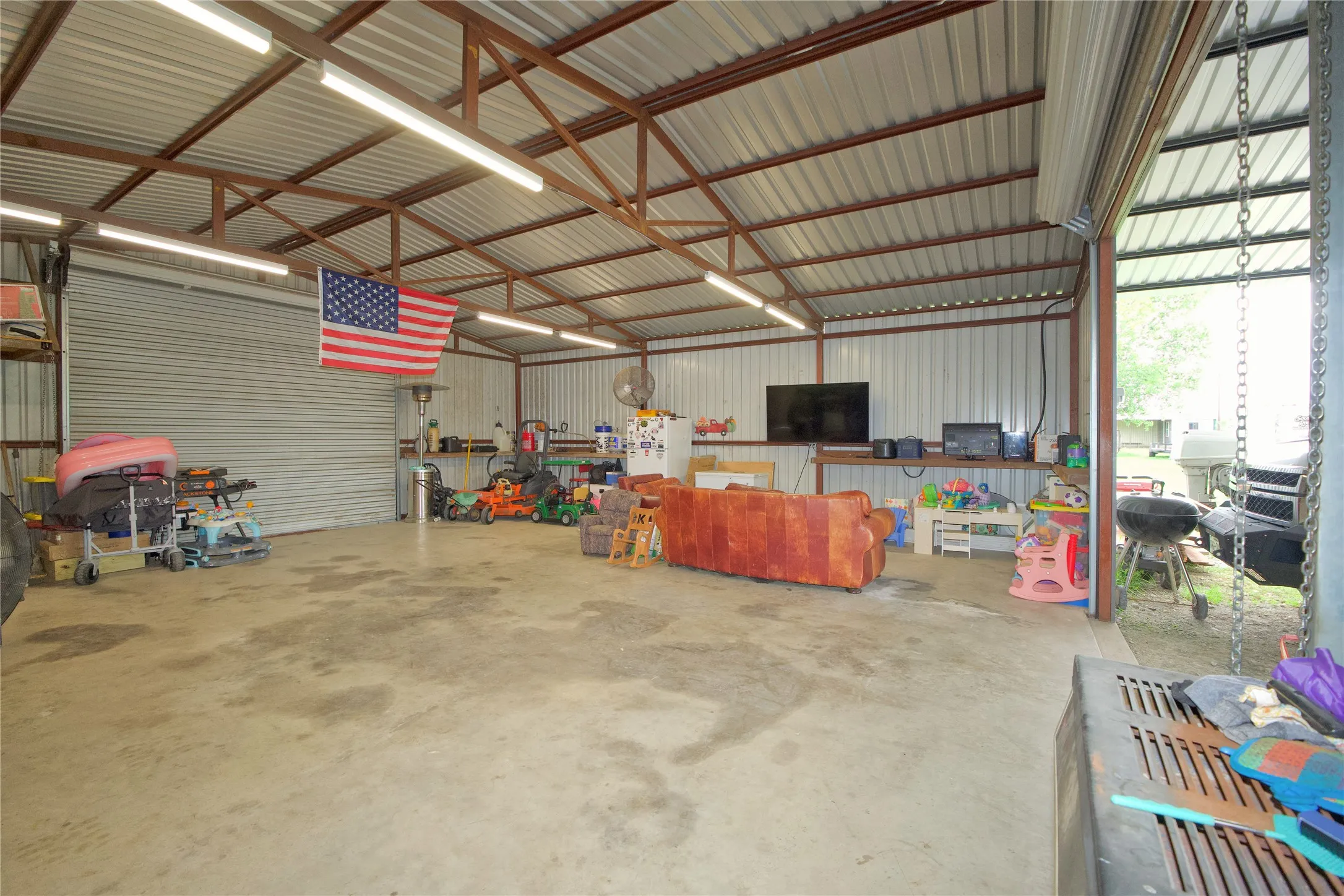 Mobile Home For Sale in Cooke County , 88 County Road 188, Gainesville, Texas 76240, 3 Bedroom, 2 Bathroom, 2 Garage spaces, 1,463 Sqft, built in 2016, mls#21340224, Real Estate Agent in Gainesville, Homes For Sale in Cooke county, Homes For Sale in Gainesville, Realtor in Gainesville Texas, Real Estate Brokerage Independent Realty Texas, Luminita Cordes Realtor