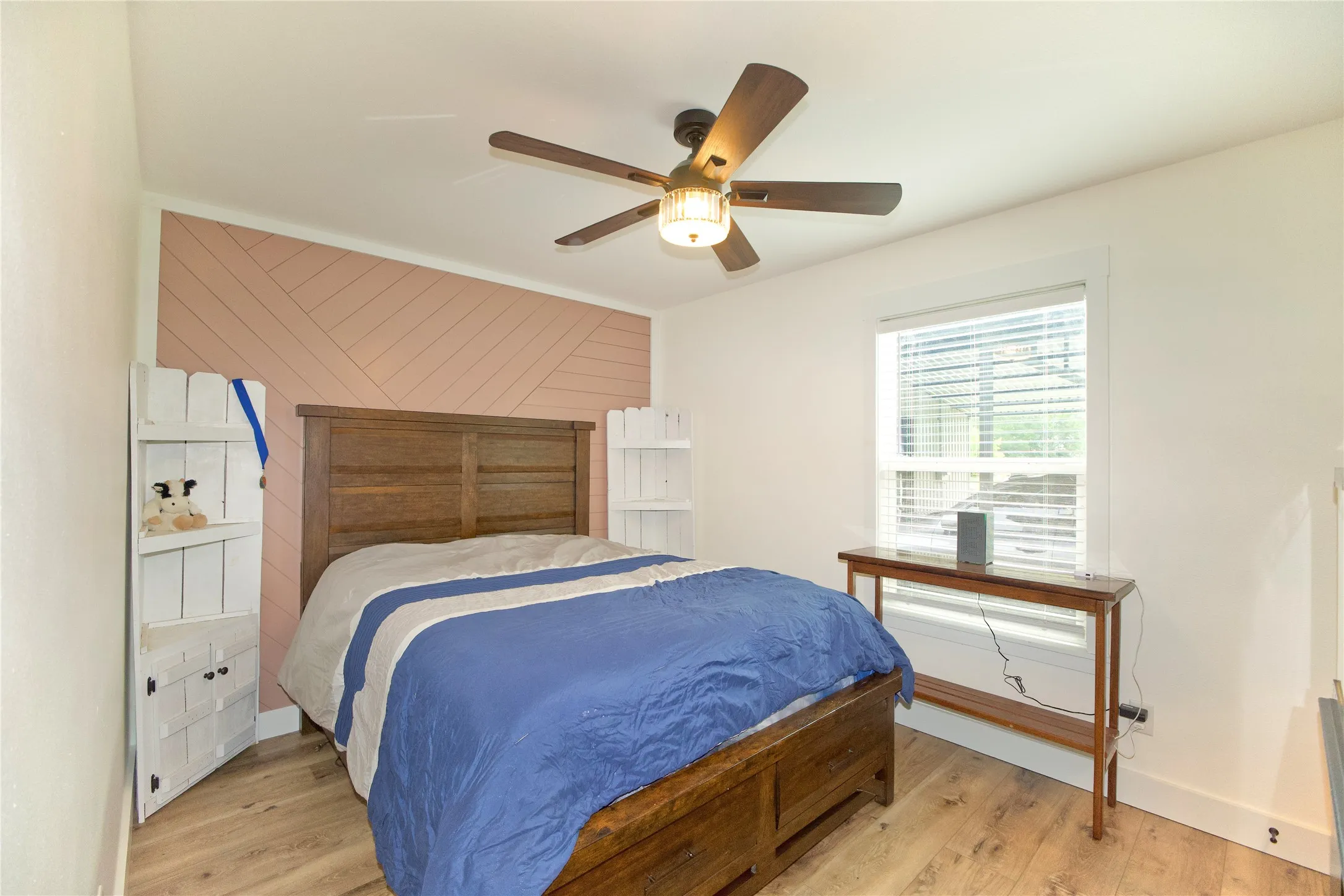 Mobile Home For Sale in Cooke County , 88 County Road 188, Gainesville, Texas 76240, 3 Bedroom, 2 Bathroom, 2 Garage spaces, 1,463 Sqft, built in 2016, mls#21340224, Real Estate Agent in Gainesville, Homes For Sale in Cooke county, Homes For Sale in Gainesville, Realtor in Gainesville Texas, Real Estate Brokerage Independent Realty Texas, Luminita Cordes Realtor