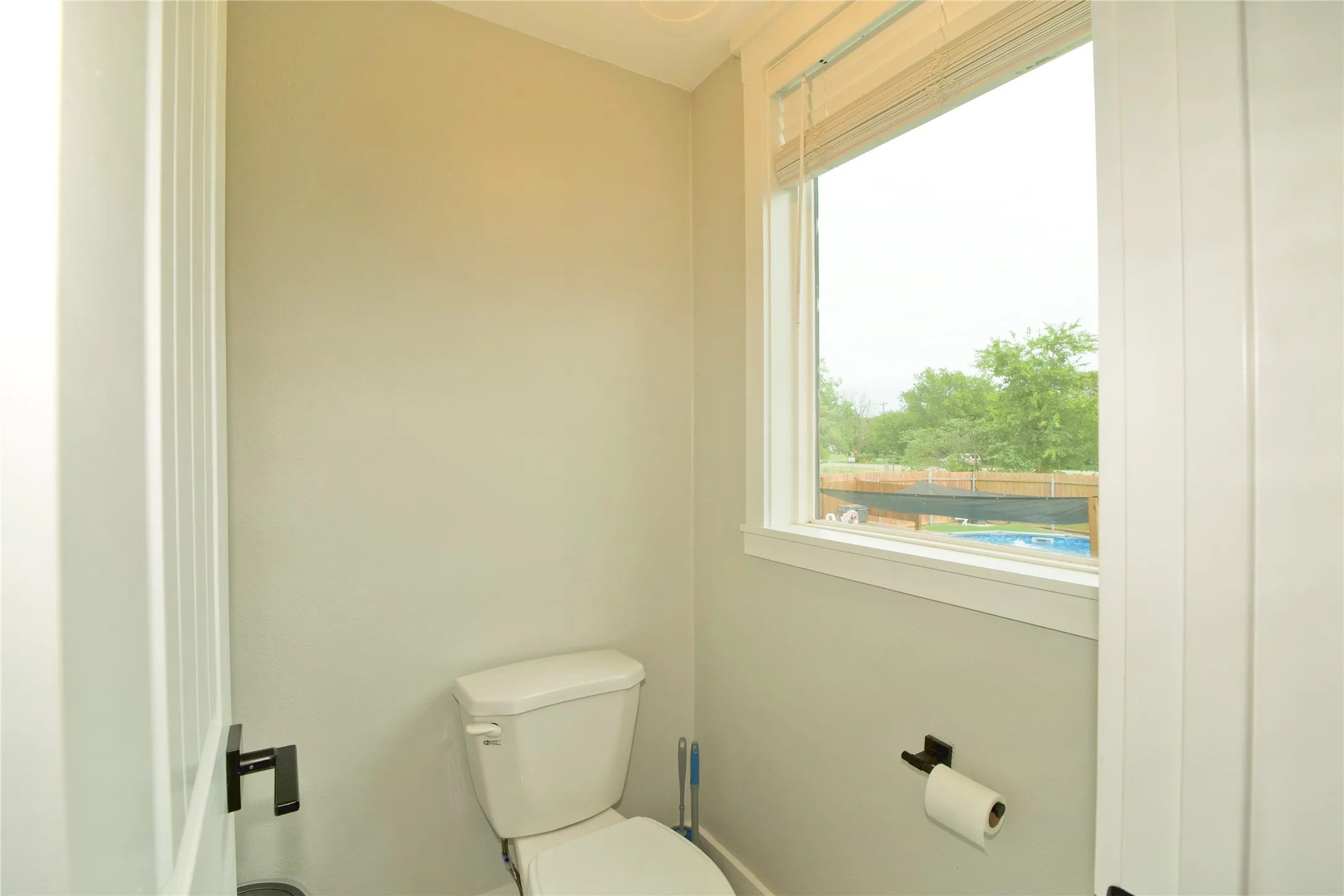 Mobile Home For Sale in Cooke County , 88 County Road 188, Gainesville, Texas 76240, 3 Bedroom, 2 Bathroom, 2 Garage spaces, 1,463 Sqft, built in 2016, mls#21340224, Real Estate Agent in Gainesville, Homes For Sale in Cooke county, Homes For Sale in Gainesville, Realtor in Gainesville Texas, Real Estate Brokerage Independent Realty Texas, Luminita Cordes Realtor