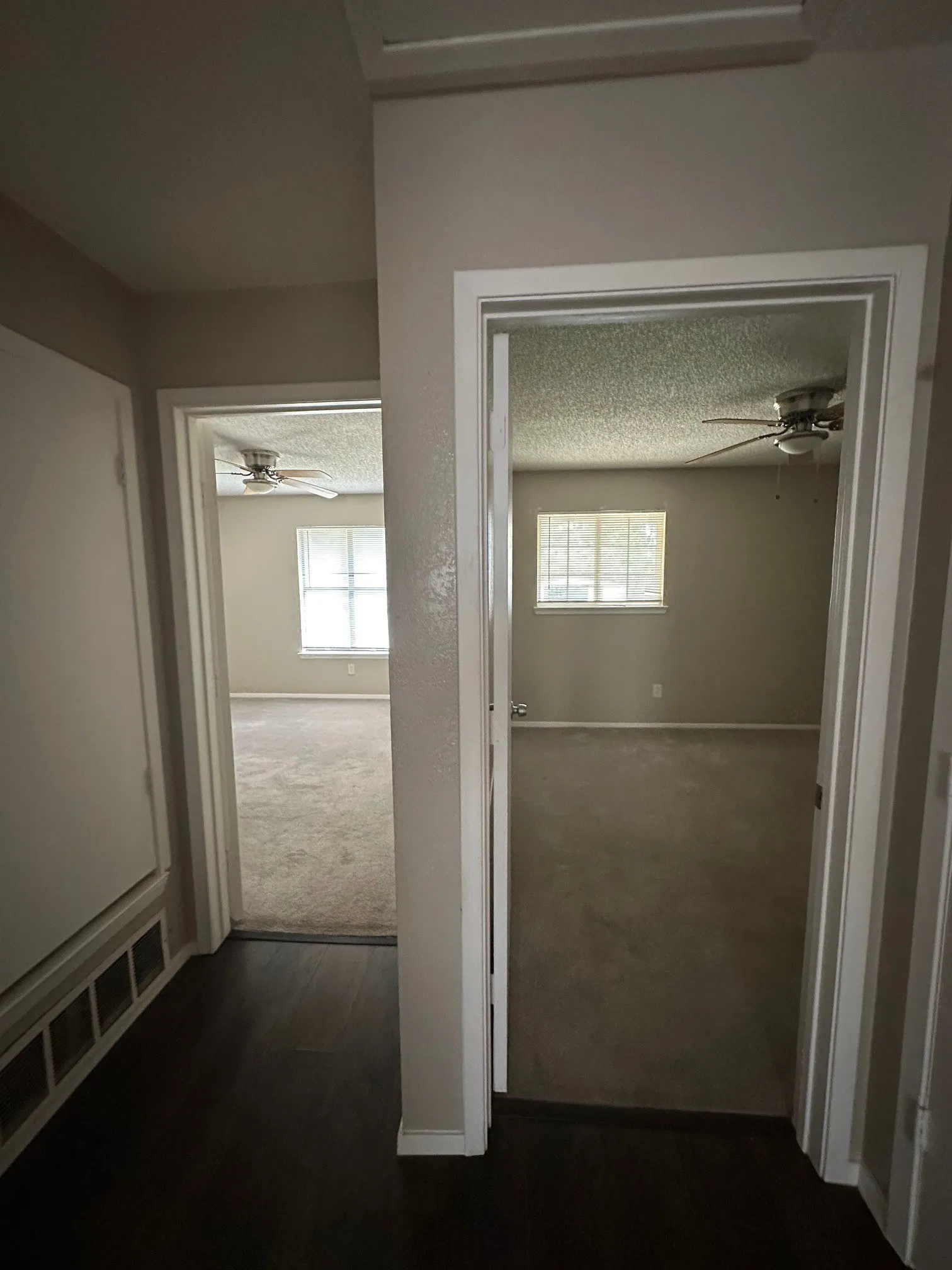 Duplex For Rent in Dallas County , 1144 Suburban Street 1146, Cedar Hill, Texas 75104, 2 Bedroom, 1 Bathroom, Garage spaces, 937 Sqft, built in 1982, mls#21342137, Real Estate Agent in Cedar Hill, Homes For Rent in Dallas county, Homes For Rent in Cedar Hill, Realtor in Cedar Hill Texas, Real Estate Brokerage Independent Realty Texas, Luminita Cordes Realtor