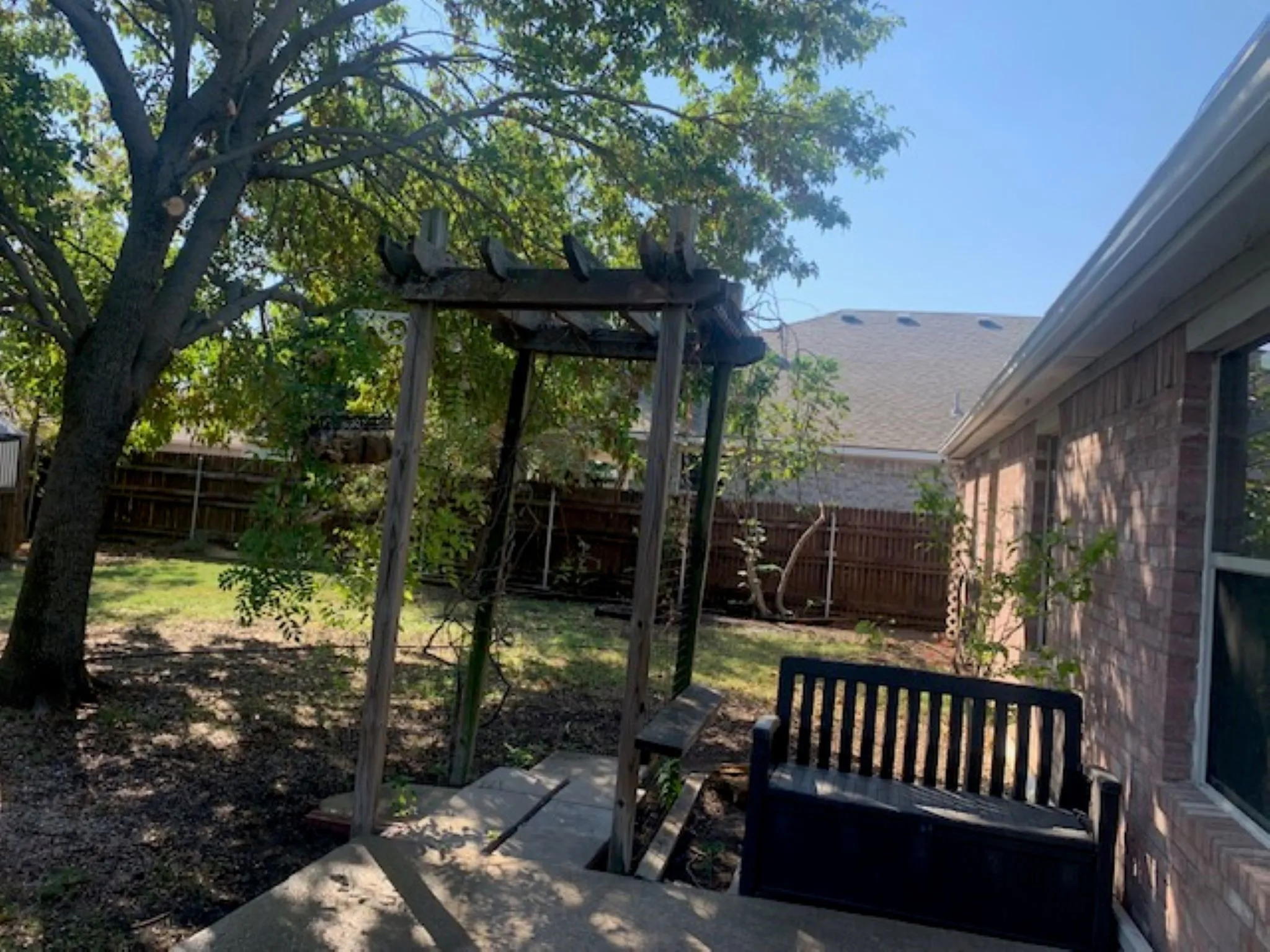 Single Family Residence For Sale in Collin County , 209 Meadow Lark Lane, Anna, Texas 75409, 3 Bedroom, 2 Bathroom, 2 Garage spaces, 1,423 Sqft, built in 2004, mls#21342002, Real Estate Agent in Anna, Homes For Sale in Collin county, Homes For Sale in Anna, Realtor in Anna Texas, Real Estate Brokerage Independent Realty Texas, Luminita Cordes Realtor
