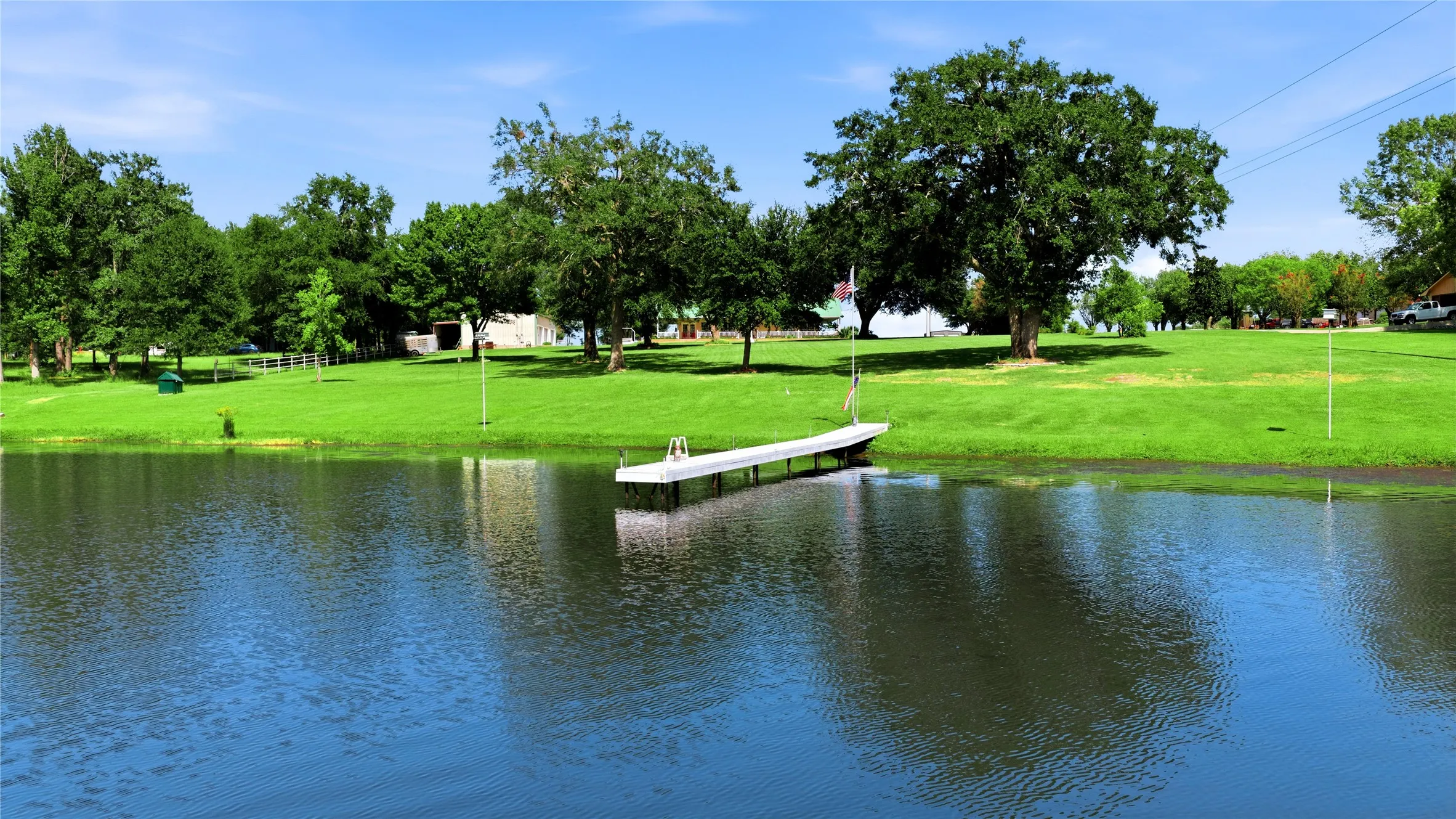 Single Family Residence For Sale in Henderson County , 1682 County Road 4825, Athens, Texas 75751, 3 Bedroom, 2 Bathroom, 3 Garage spaces, 2,088 Sqft, built in 1999, mls#21340062, Real Estate Agent in Athens, Homes For Sale in Henderson county, Homes For Sale in Athens, Realtor in Athens Texas, Real Estate Brokerage Independent Realty Texas, Luminita Cordes Realtor