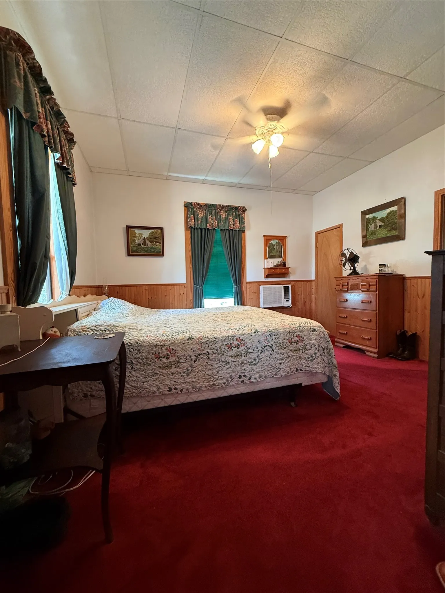 Single Family Residence For Sale in Mc Culloch County , 802 S Willow Street, Brady, Texas 76825, 3 Bedroom, 2 Bathroom, 2 Garage spaces, 2,000 Sqft, built in 1955, mls#21342459, Real Estate Agent in Brady, Homes For Sale in Mc Culloch county, Homes For Sale in Brady, Realtor in Brady Texas, Real Estate Brokerage Independent Realty Texas, Luminita Cordes Realtor