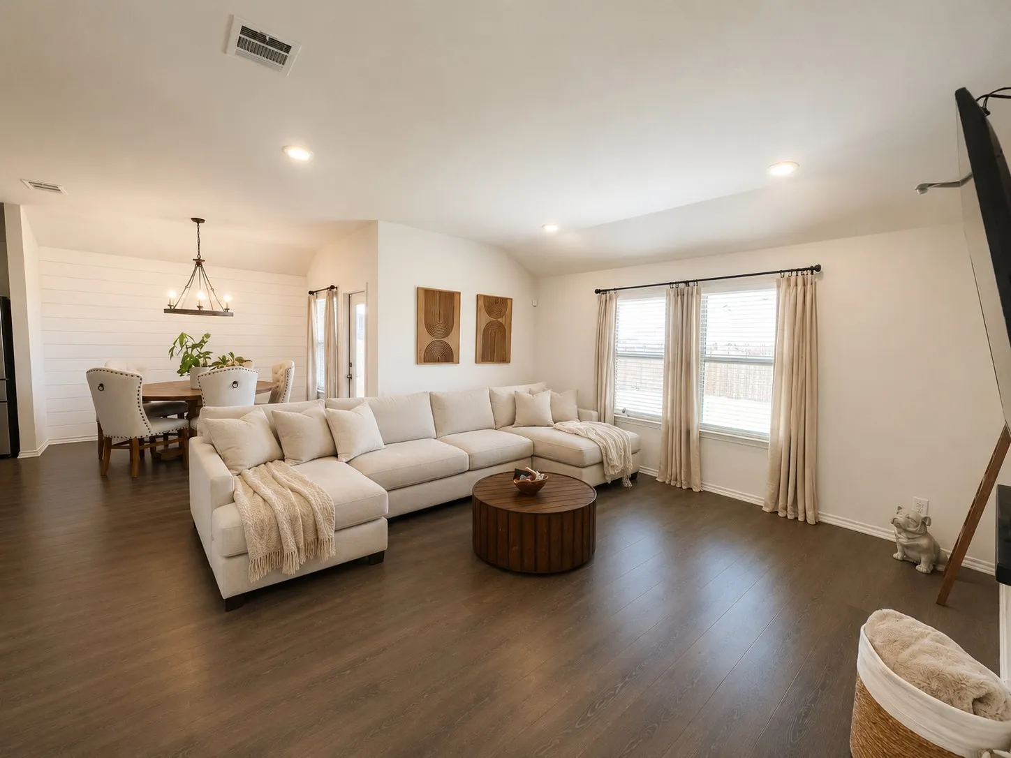 Single Family Residence For Sale in Denton County , 709 Glover Drive, Aubrey, Texas 76227, 4 Bedroom, 2 Bathroom, 2 Garage spaces, 1,836 Sqft, built in 2021, Price $315,000, mls#21341736, Real Estate Agent in Aubrey, Homes For Sale in Denton county, Homes For Sale in Aubrey, Realtor in Aubrey Texas, Real Estate Brokerage Independent Realty Texas, Luminita Cordes Realtor