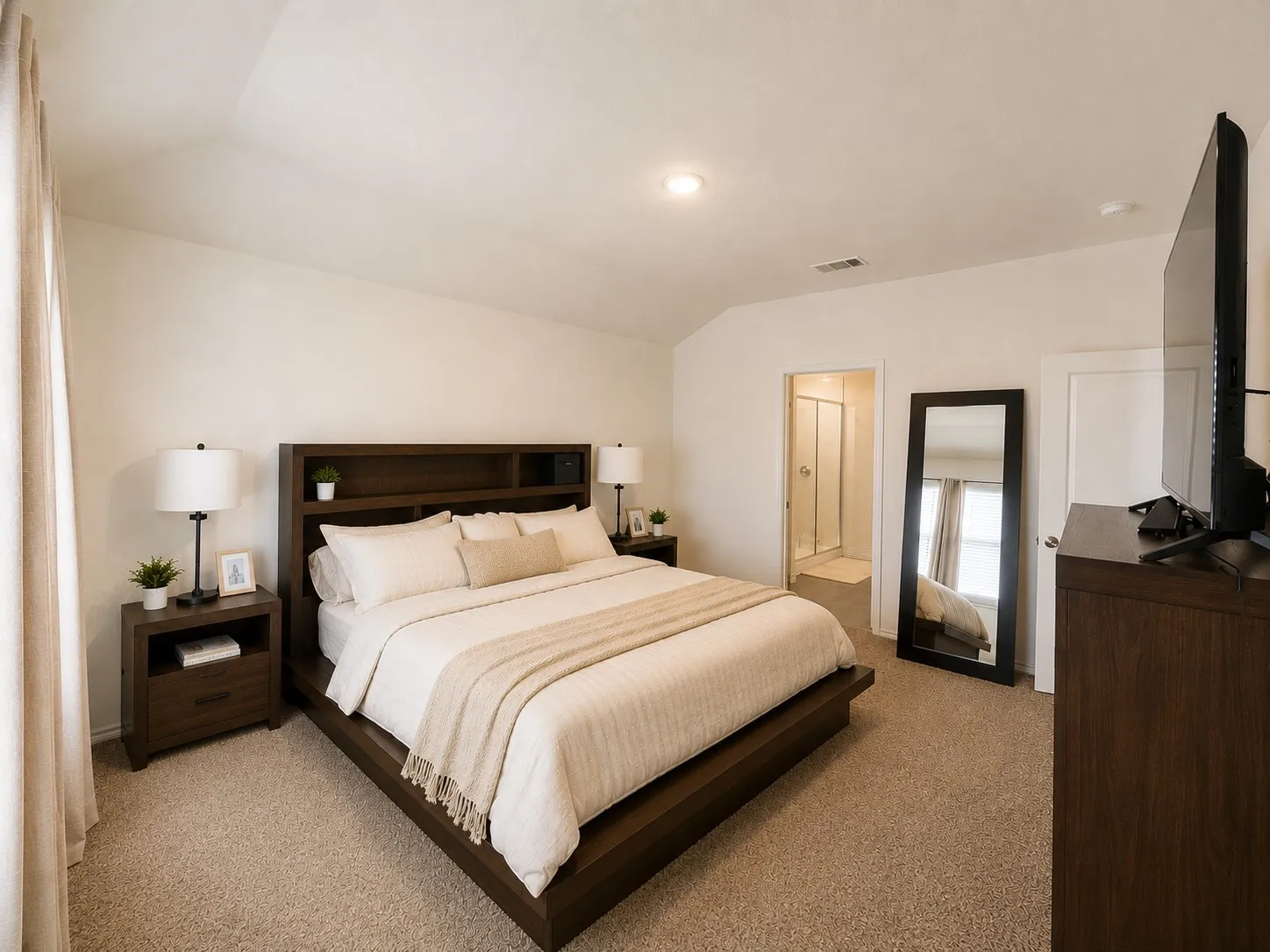 Single Family Residence For Sale in Denton County , 709 Glover Drive, Aubrey, Texas 76227, 4 Bedroom, 2 Bathroom, 2 Garage spaces, 1,836 Sqft, built in 2021, Price $315,000, mls#21341736, Real Estate Agent in Aubrey, Homes For Sale in Denton county, Homes For Sale in Aubrey, Realtor in Aubrey Texas, Real Estate Brokerage Independent Realty Texas, Luminita Cordes Realtor