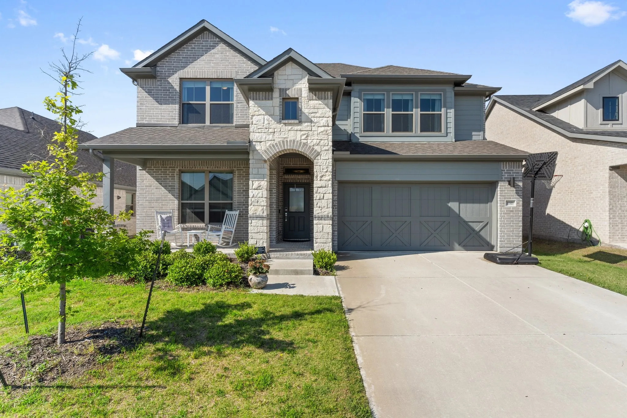 Single Family Residence For Rent in Collin County , 132 Chase Creek Drive, Lavon, Texas 75166, 4 Bedroom, 3 Bathroom, 2 Garage spaces, 2,950 Sqft, built in 2020, mls#21337796, Real Estate Agent in Lavon, Homes For Rent in Collin county, Homes For Rent in Lavon, Realtor in Lavon Texas, Real Estate Brokerage Independent Realty Texas, Luminita Cordes Realtor