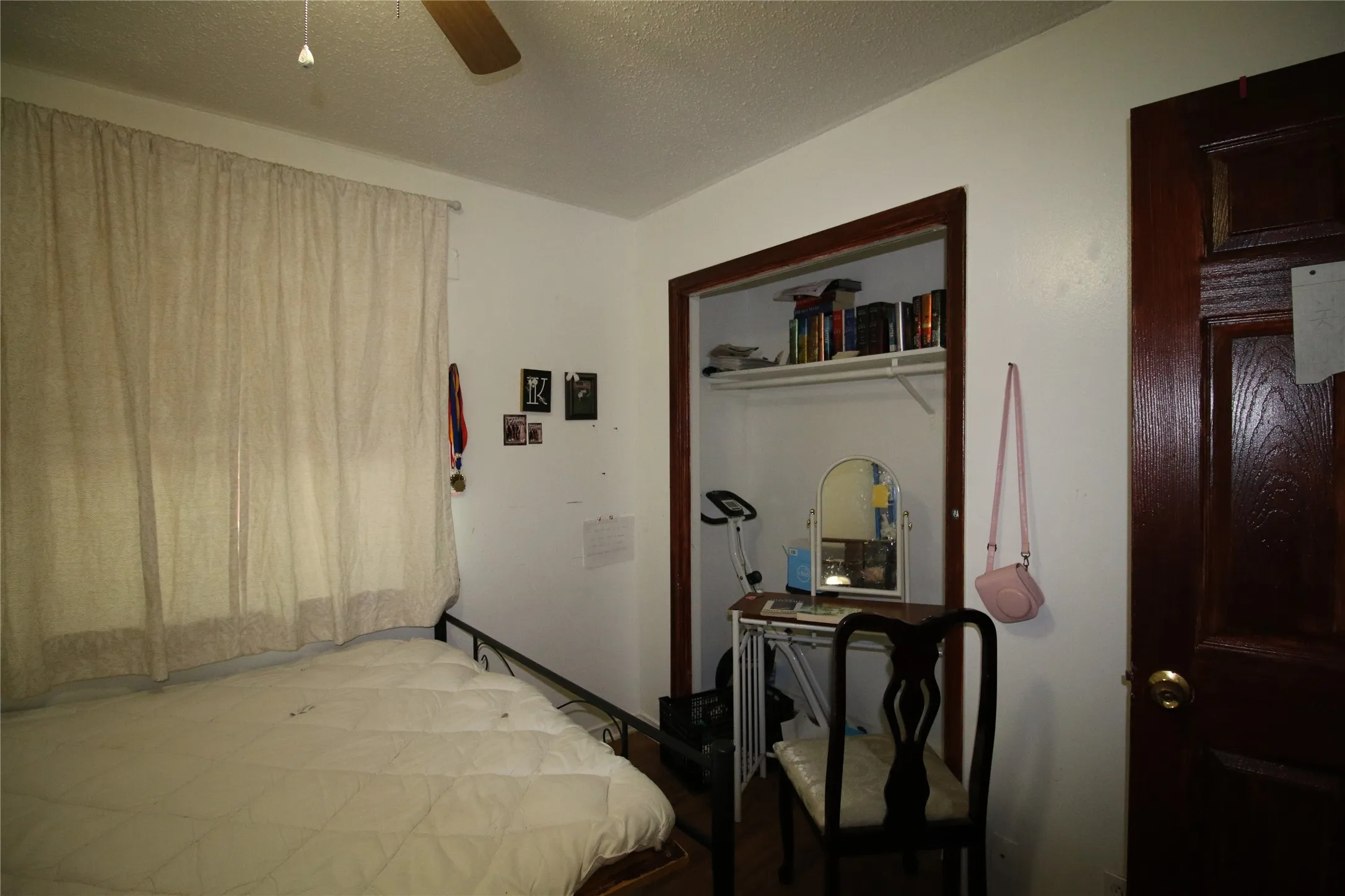Single Family Residence For Sale in Grayson County , 2110 Duchess Drive, Sherman, Texas 75090, 3 Bedrooms, 2 Bathrooms, Garage spaces, 923 Sqft, built in 1967, Price $145,000, mls#21343201, Real Estate Agent in Sherman, Homes For Sale in Grayson county, Homes For Sale in Sherman, Realtor in Sherman Texas, Real Estate Brokerage Independent Realty Texas, Luminita Cordes Realtor