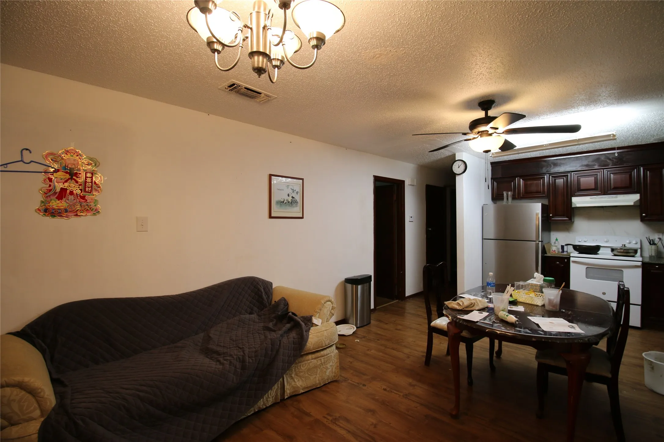 Single Family Residence For Sale in Grayson County , 2110 Duchess Drive, Sherman, Texas 75090, 3 Bedrooms, 2 Bathrooms, Garage spaces, 923 Sqft, built in 1967, Price $145,000, mls#21343201, Real Estate Agent in Sherman, Homes For Sale in Grayson county, Homes For Sale in Sherman, Realtor in Sherman Texas, Real Estate Brokerage Independent Realty Texas, Luminita Cordes Realtor