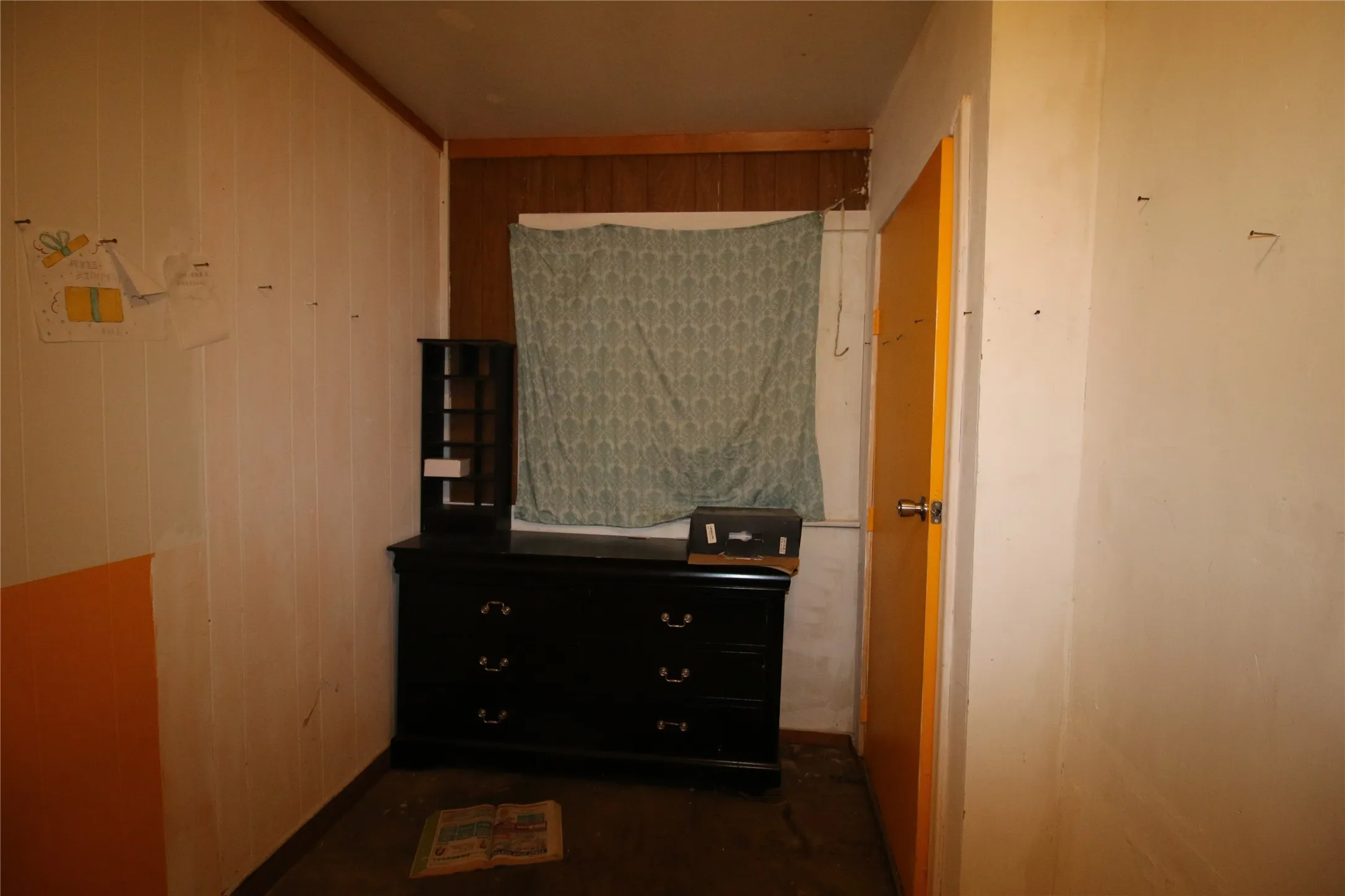 Single Family Residence For Sale in Grayson County , 2110 Duchess Drive, Sherman, Texas 75090, 3 Bedrooms, 2 Bathrooms, Garage spaces, 923 Sqft, built in 1967, Price $145,000, mls#21343201, Real Estate Agent in Sherman, Homes For Sale in Grayson county, Homes For Sale in Sherman, Realtor in Sherman Texas, Real Estate Brokerage Independent Realty Texas, Luminita Cordes Realtor
