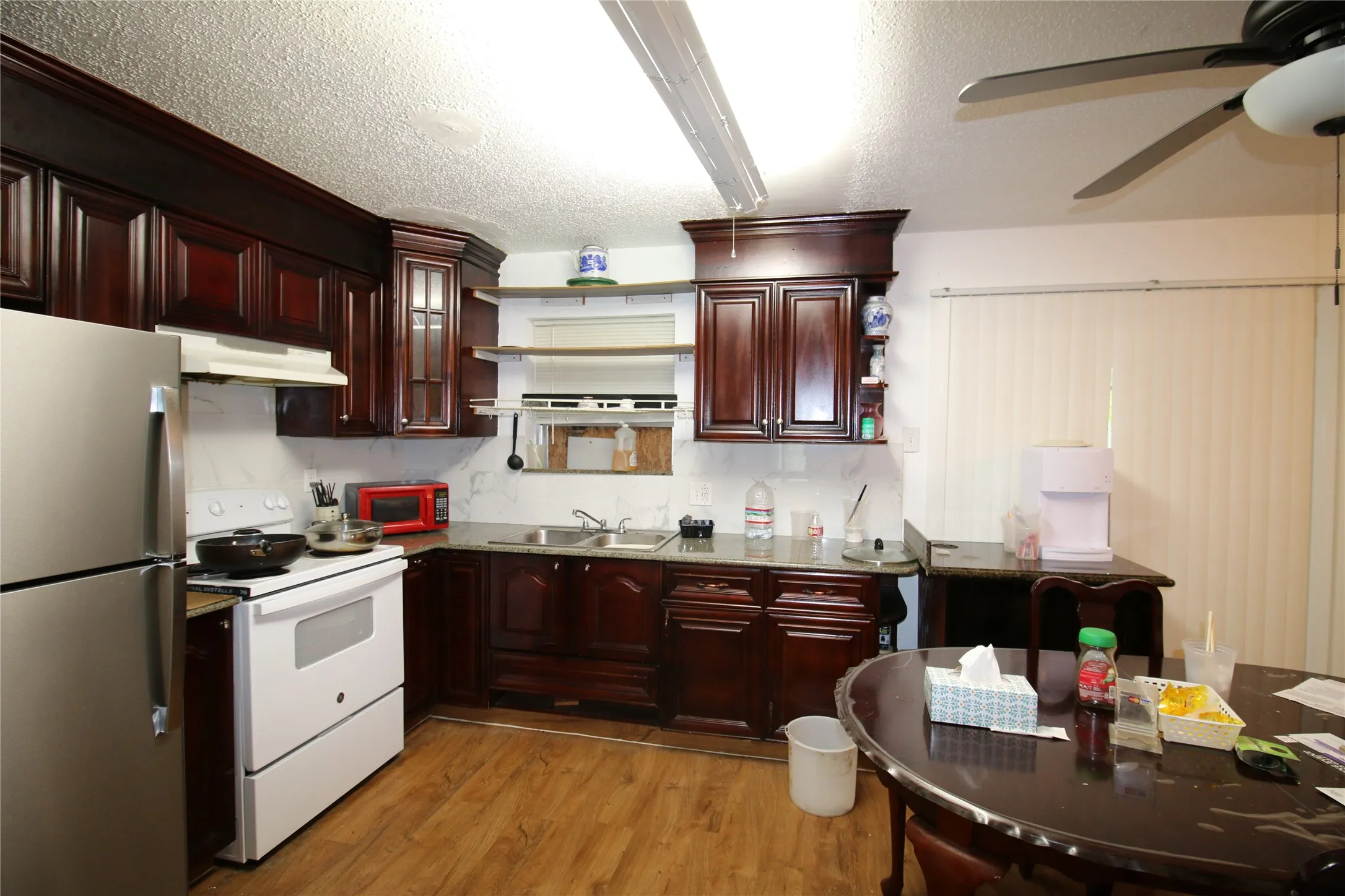 Single Family Residence For Sale in Grayson County , 2110 Duchess Drive, Sherman, Texas 75090, 3 Bedrooms, 2 Bathrooms, Garage spaces, 923 Sqft, built in 1967, Price $145,000, mls#21343201, Real Estate Agent in Sherman, Homes For Sale in Grayson county, Homes For Sale in Sherman, Realtor in Sherman Texas, Real Estate Brokerage Independent Realty Texas, Luminita Cordes Realtor