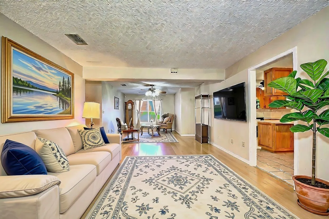 Single Family Residence For Sale in Sabine (TX) County , 731 Pecan Estates Loop, Hemphill, Texas 75948, 3 Bedroom, 3 Bathroom, 4 Garage spaces, 1,824 Sqft, built in 1985, mls#21343105, Real Estate Agent in Hemphill, Homes For Sale in Sabine (TX) county, Homes For Sale in Hemphill, Realtor in Hemphill Texas, Real Estate Brokerage Independent Realty Texas, Luminita Cordes Realtor