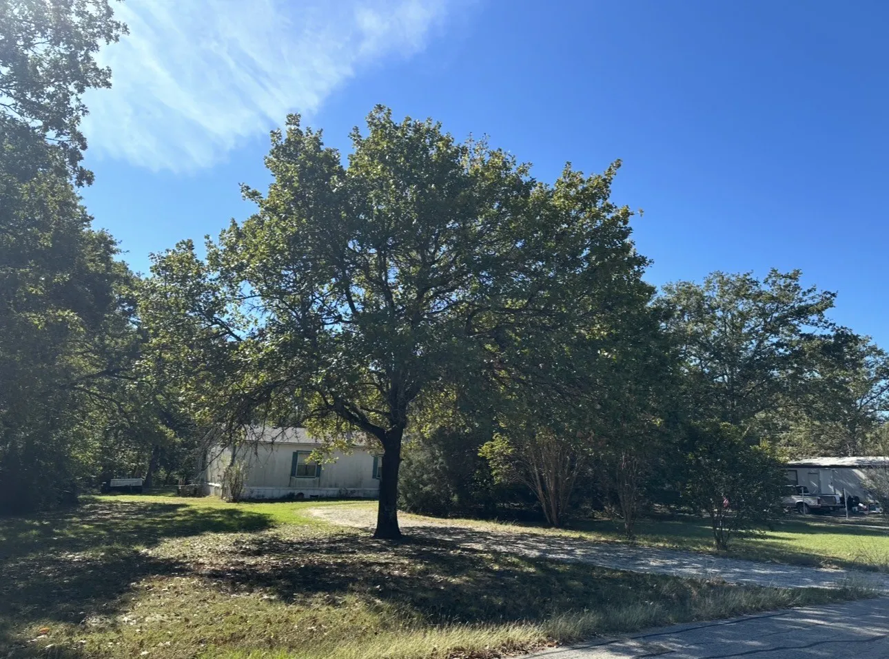 Neighboring property to Right of subject property