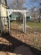 Single Family Residence For Sale in Tarrant County , 201 E Vine Street, Keller, Texas 76248, 1 Bedroom, 1 Bathroom, Garage spaces, 1,280 Sqft, built in 1950, mls#21343132, Real Estate Agent in Keller, Homes For Sale in Tarrant county, Homes For Sale in Keller, Realtor in Keller Texas, Real Estate Brokerage Independent Realty Texas, Luminita Cordes Realtor