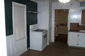 Single Family Residence For Sale in Tarrant County , 201 E Vine Street, Keller, Texas 76248, 1 Bedroom, 1 Bathroom, Garage spaces, 1,280 Sqft, built in 1950, mls#21343132, Real Estate Agent in Keller, Homes For Sale in Tarrant county, Homes For Sale in Keller, Realtor in Keller Texas, Real Estate Brokerage Independent Realty Texas, Luminita Cordes Realtor