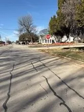Single Family Residence For Sale in Tarrant County , 201 E Vine Street, Keller, Texas 76248, 1 Bedroom, 1 Bathroom, Garage spaces, 1,280 Sqft, built in 1950, mls#21343132, Real Estate Agent in Keller, Homes For Sale in Tarrant county, Homes For Sale in Keller, Realtor in Keller Texas, Real Estate Brokerage Independent Realty Texas, Luminita Cordes Realtor