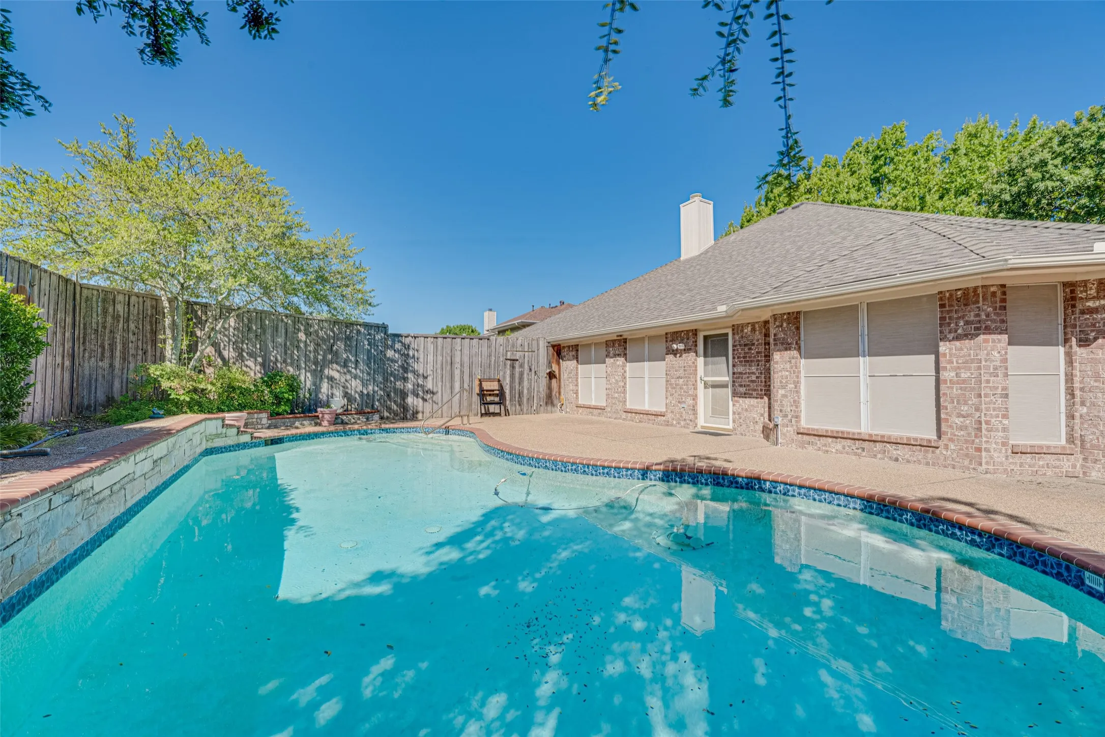 Single Family Residence For Sale in Dallas County , 4102 Baywatch Drive, Rowlett, Texas 75088, 4 Bedroom, 2 Bathroom, 2 Garage spaces, 2,893 Sqft, built in 1994, mls#21339697, Real Estate Agent in Rowlett, Homes For Sale in Dallas county, Homes For Sale in Rowlett, Realtor in Rowlett Texas, Real Estate Brokerage Independent Realty Texas, Luminita Cordes Realtor
