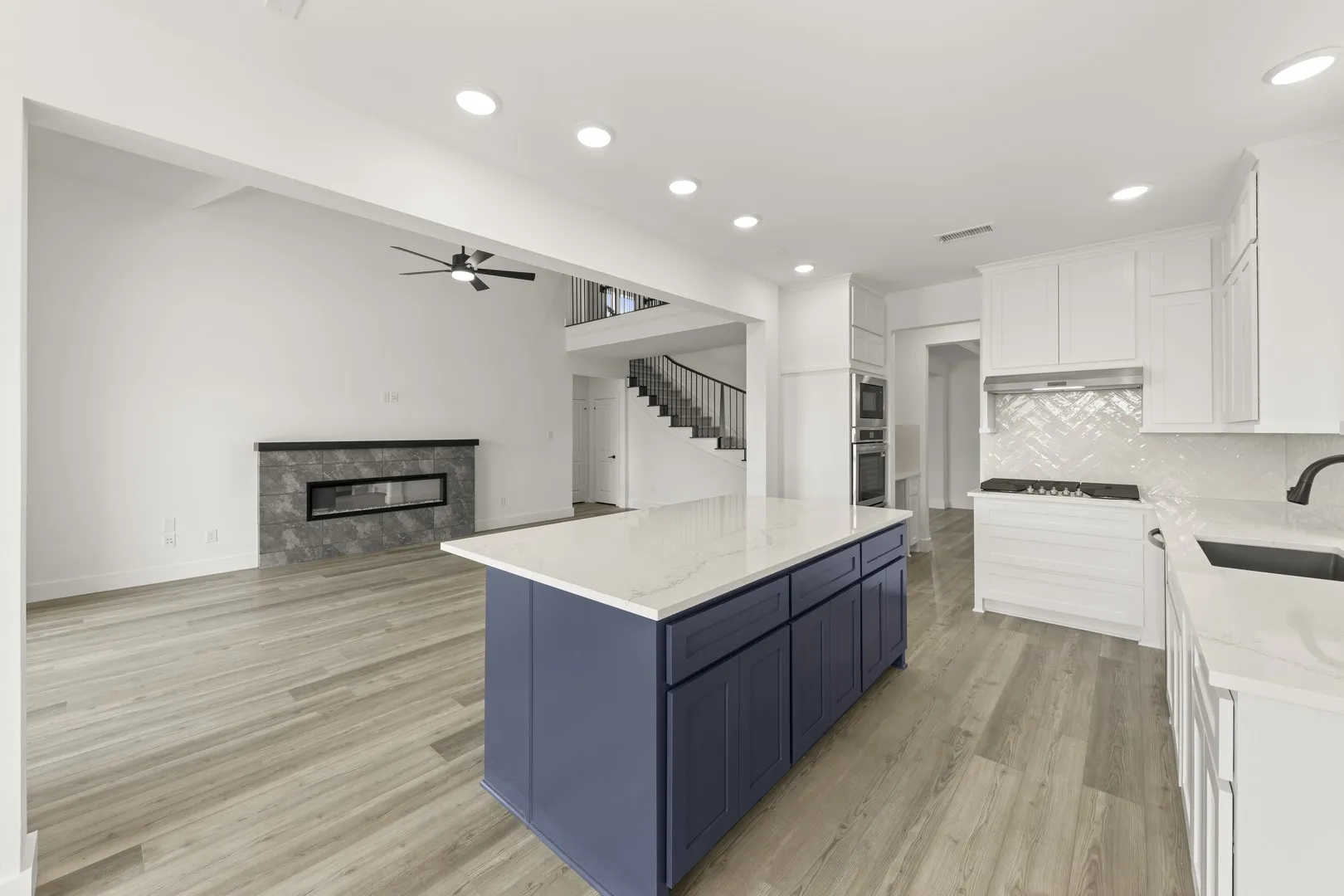 11. 1848 Solterra - Kitchen (3)