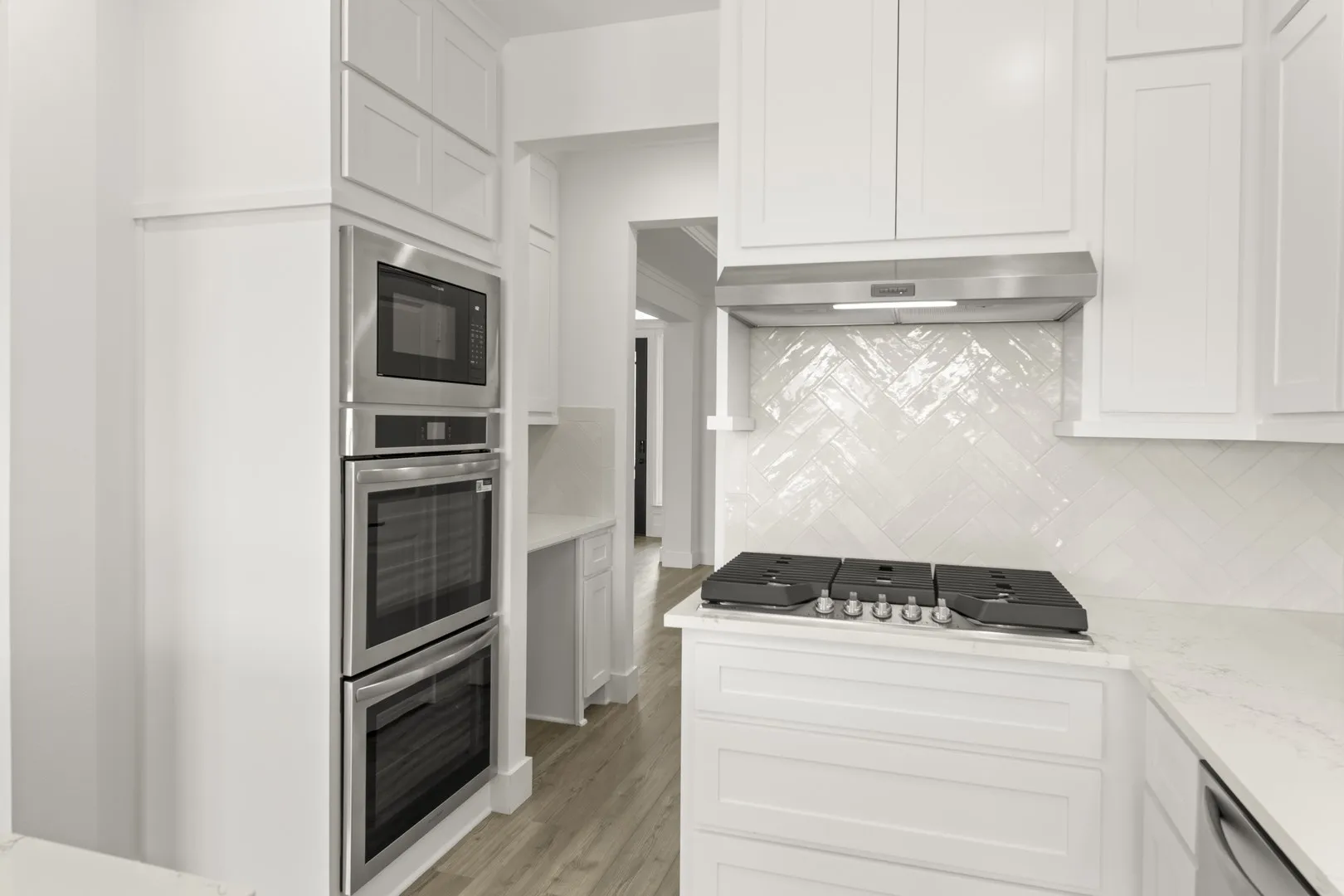 12. 1848 Solterra - Kitchen (4)