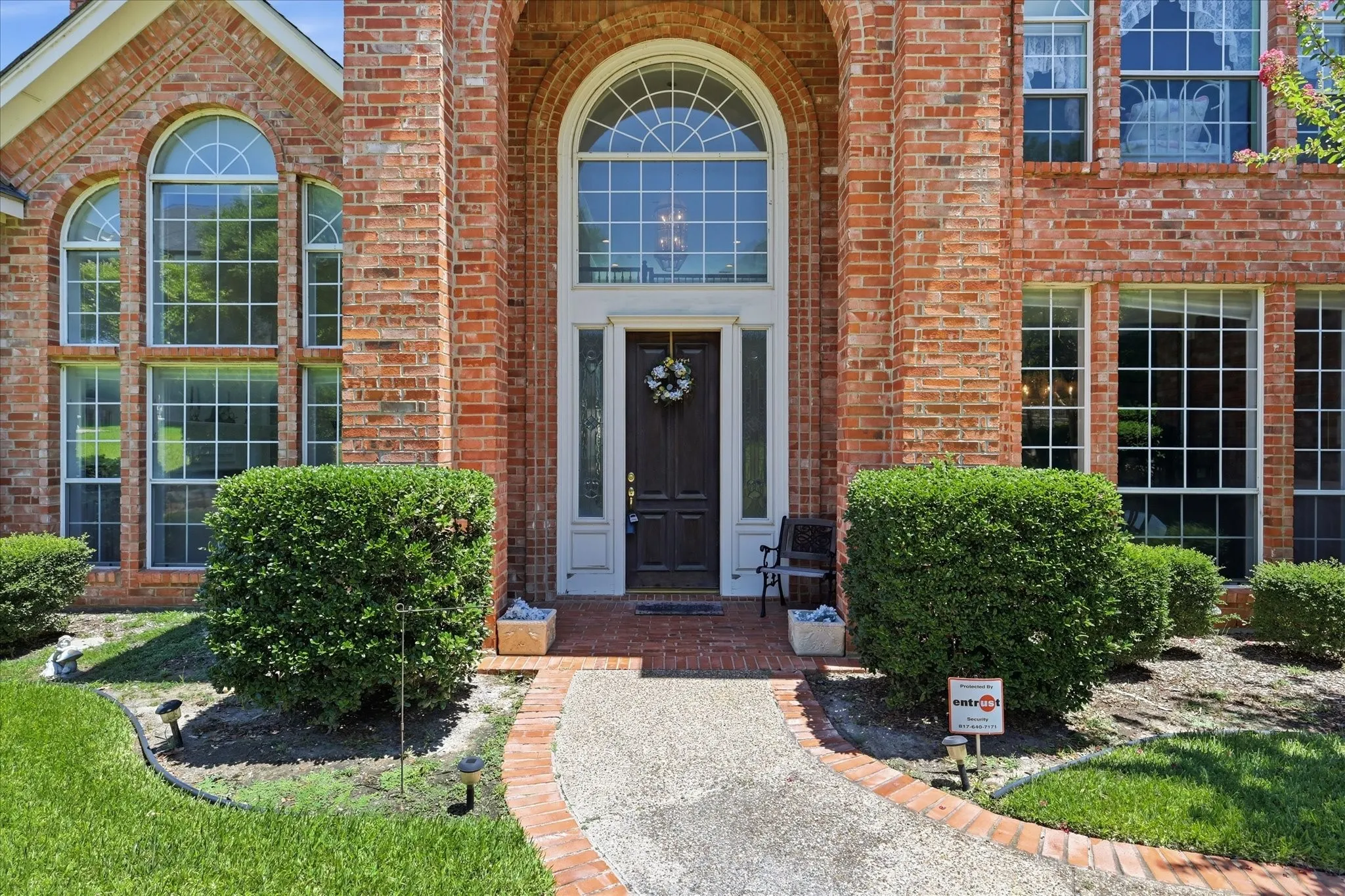 Single Family Residence For Sale in Denton County , 648 Timbercrest Circle, Highland Village, Texas 75077, 5 Bedroom, 4 Bathroom, 3 Garage spaces, 3,776 Sqft, built in 1994, mls#21342521, Real Estate Agent in Highland Village, Homes For Sale in Denton county, Homes For Sale in Highland Village, Realtor in Highland Village Texas, Real Estate Brokerage Independent Realty Texas, Luminita Cordes Realtor
