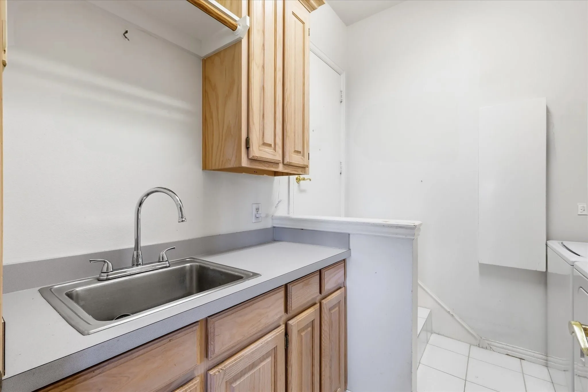 Single Family Residence For Sale in Denton County , 648 Timbercrest Circle, Highland Village, Texas 75077, 5 Bedroom, 4 Bathroom, 3 Garage spaces, 3,776 Sqft, built in 1994, mls#21342521, Real Estate Agent in Highland Village, Homes For Sale in Denton county, Homes For Sale in Highland Village, Realtor in Highland Village Texas, Real Estate Brokerage Independent Realty Texas, Luminita Cordes Realtor