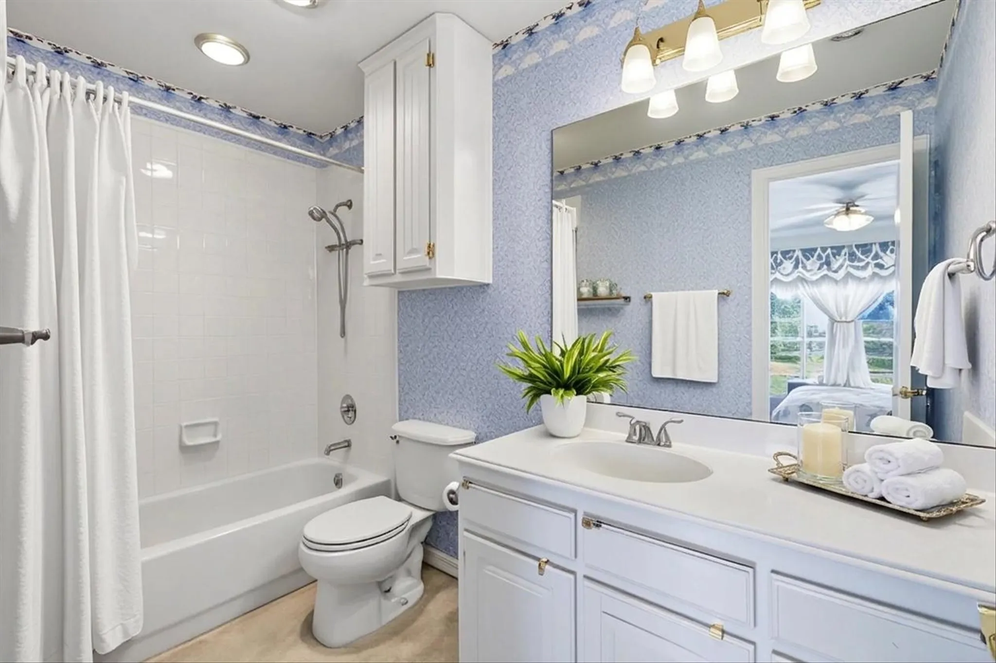 Single Family Residence For Sale in Denton County , 648 Timbercrest Circle, Highland Village, Texas 75077, 5 Bedroom, 4 Bathroom, 3 Garage spaces, 3,776 Sqft, built in 1994, mls#21342521, Real Estate Agent in Highland Village, Homes For Sale in Denton county, Homes For Sale in Highland Village, Realtor in Highland Village Texas, Real Estate Brokerage Independent Realty Texas, Luminita Cordes Realtor