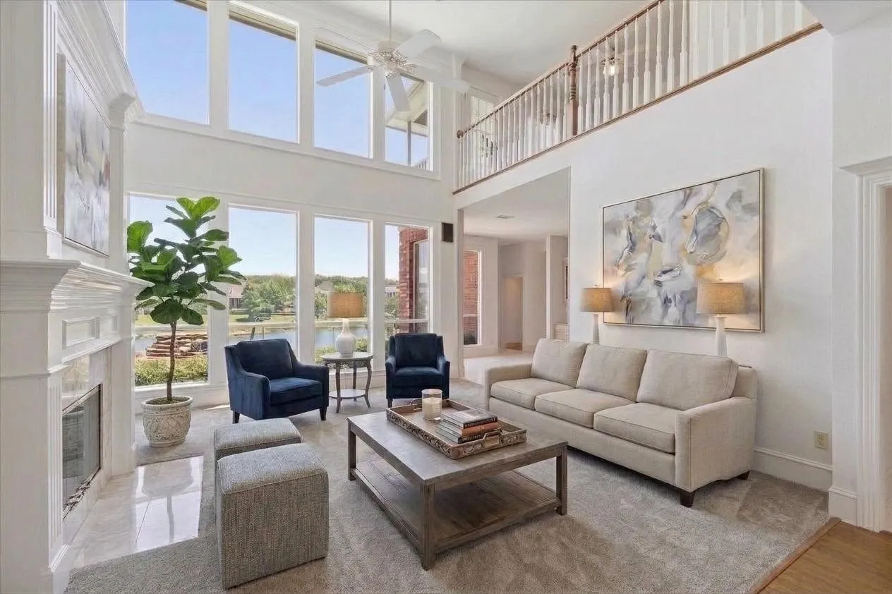 Single Family Residence For Sale in Denton County , 648 Timbercrest Circle, Highland Village, Texas 75077, 5 Bedroom, 4 Bathroom, 3 Garage spaces, 3,776 Sqft, built in 1994, mls#21342521, Real Estate Agent in Highland Village, Homes For Sale in Denton county, Homes For Sale in Highland Village, Realtor in Highland Village Texas, Real Estate Brokerage Independent Realty Texas, Luminita Cordes Realtor