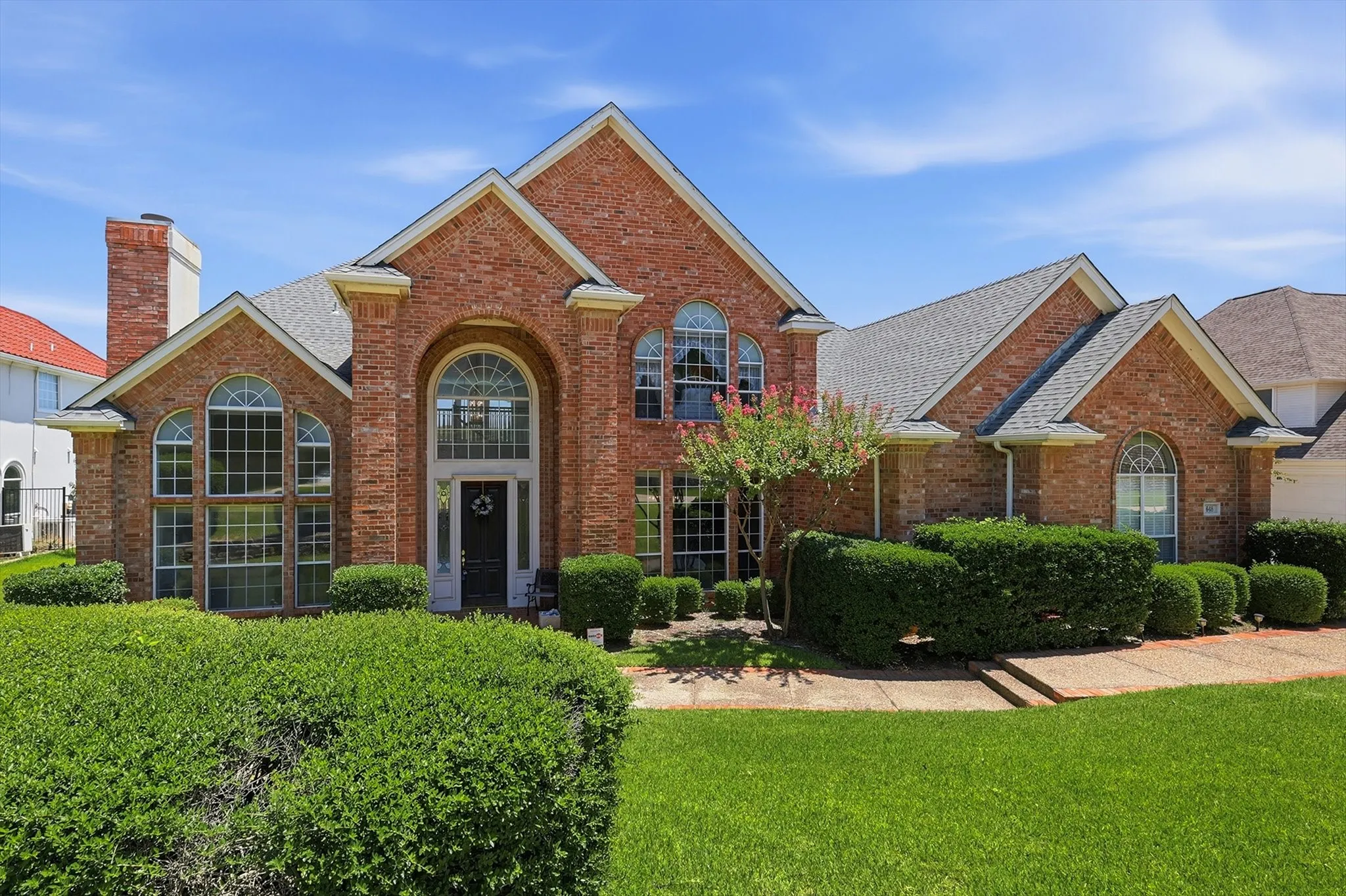 Single Family Residence For Sale in Denton County , 648 Timbercrest Circle, Highland Village, Texas 75077, 5 Bedroom, 4 Bathroom, 3 Garage spaces, 3,776 Sqft, built in 1994, mls#21342521, Real Estate Agent in Highland Village, Homes For Sale in Denton county, Homes For Sale in Highland Village, Realtor in Highland Village Texas, Real Estate Brokerage Independent Realty Texas, Luminita Cordes Realtor