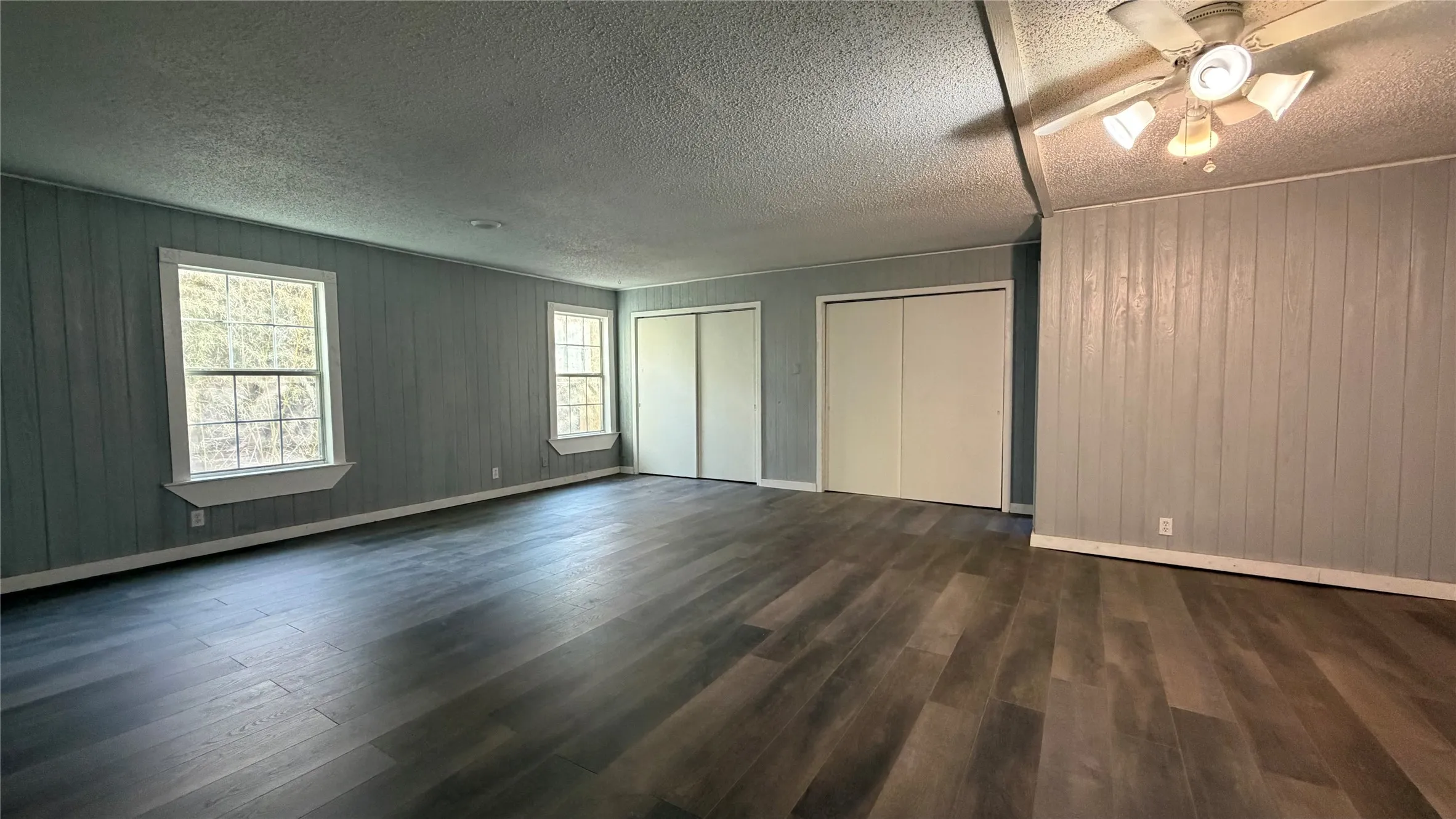 Single Family Residence For Sale in Tarrant County , 2522 N Hughes Avenue, Fort Worth, Texas 76103, 4 Bedroom, 3 Bathroom, Garage spaces, 2,705 Sqft, built in 1947, mls#21343142, Real Estate Agent in Fort Worth, Homes For Sale in Tarrant county, Homes For Sale in Fort Worth, Realtor in Fort Worth Texas, Real Estate Brokerage Independent Realty Texas, Luminita Cordes Realtor