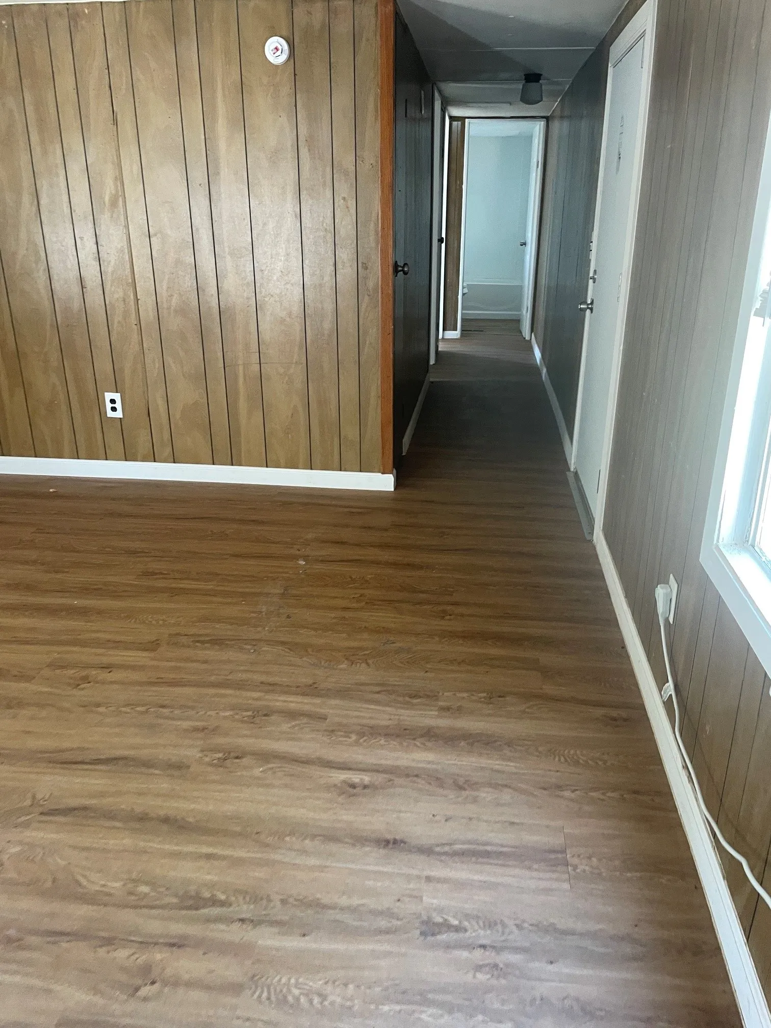 Mobile Home For Rent in Collin County , 1303 Genoveva Lane, Anna, Texas 75409, 3 Bedroom, 2 Bathroom, Garage spaces, 1,064 Sqft, built in 1982, mls#21343250, Real Estate Agent in Anna, Homes For Rent in Collin county, Homes For Rent in Anna, Realtor in Anna Texas, Real Estate Brokerage Independent Realty Texas, Luminita Cordes Realtor