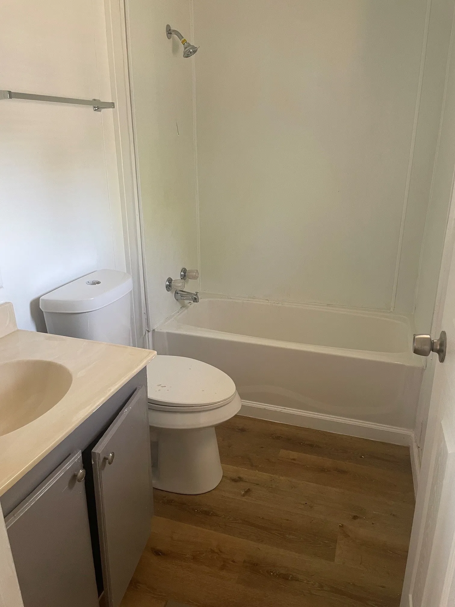 Mobile Home For Rent in Collin County , 1303 Genoveva Lane, Anna, Texas 75409, 3 Bedroom, 2 Bathroom, Garage spaces, 1,064 Sqft, built in 1982, mls#21343250, Real Estate Agent in Anna, Homes For Rent in Collin county, Homes For Rent in Anna, Realtor in Anna Texas, Real Estate Brokerage Independent Realty Texas, Luminita Cordes Realtor