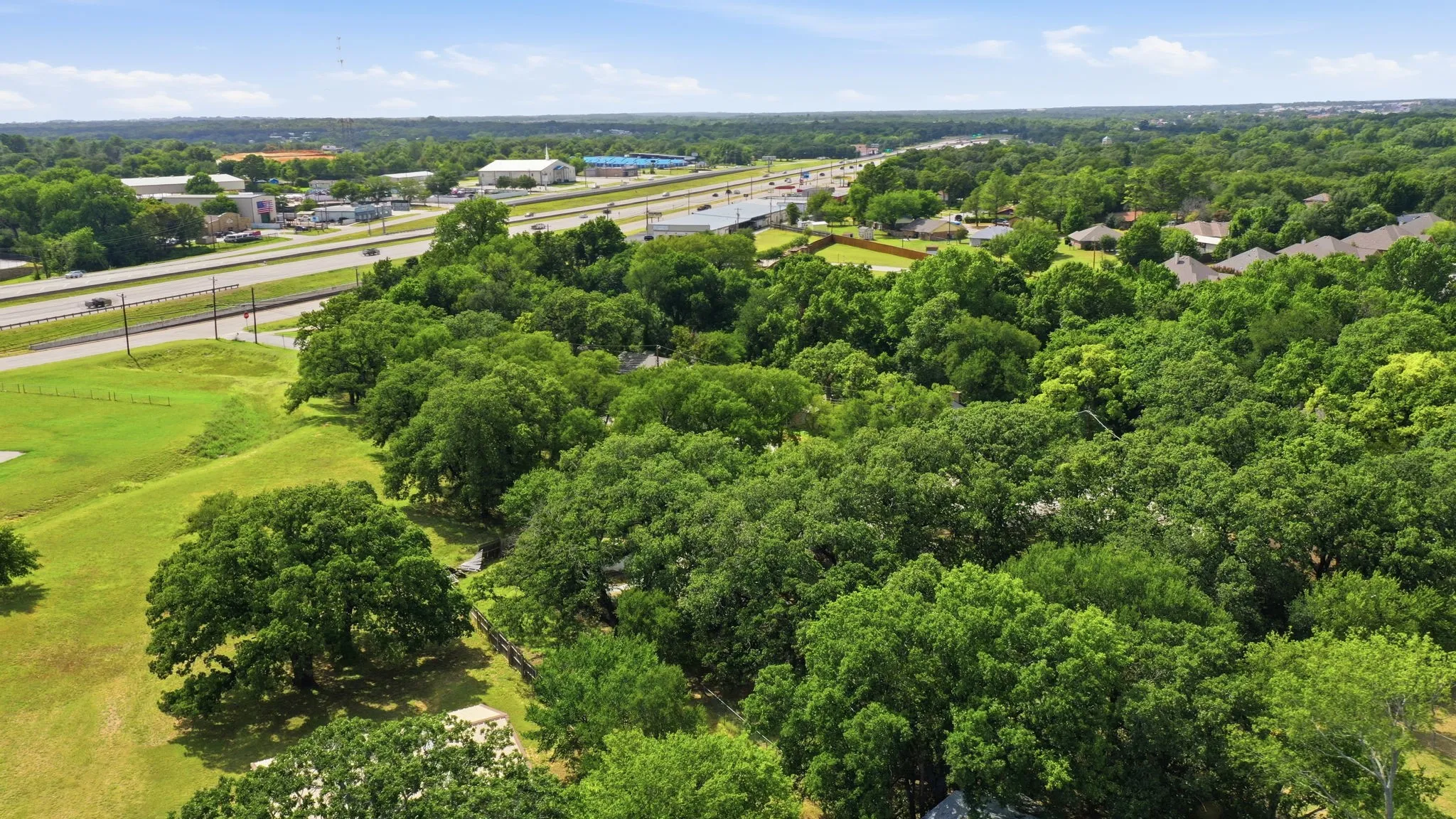 Single Family Residence For Sale in Tarrant County , 128 Redbird Lane N, Azle, Texas 76020, 3 Bedroom, 2 Bathroom, 2 Garage spaces, 1,857 Sqft, built in 1965, mls#21343258, Real Estate Agent in Azle, Homes For Sale in Tarrant county, Homes For Sale in Azle, Realtor in Azle Texas, Real Estate Brokerage Independent Realty Texas, Luminita Cordes Realtor
