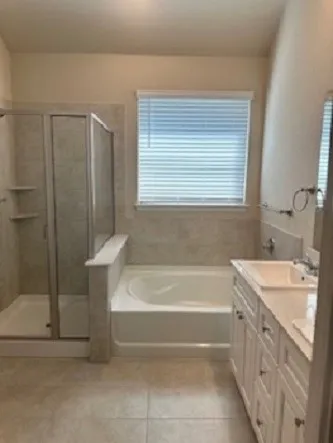 Single Family Residence For Rent in Grayson County , 1123 Mesa Street, Sherman, Texas 75090, 4 Bedroom, 3 Bathroom, 2 Garage spaces, 2,001 Sqft, built in 2023, mls#21343261, Real Estate Agent in Sherman, Homes For Rent in Grayson county, Homes For Rent in Sherman, Realtor in Sherman Texas, Real Estate Brokerage Independent Realty Texas, Luminita Cordes Realtor