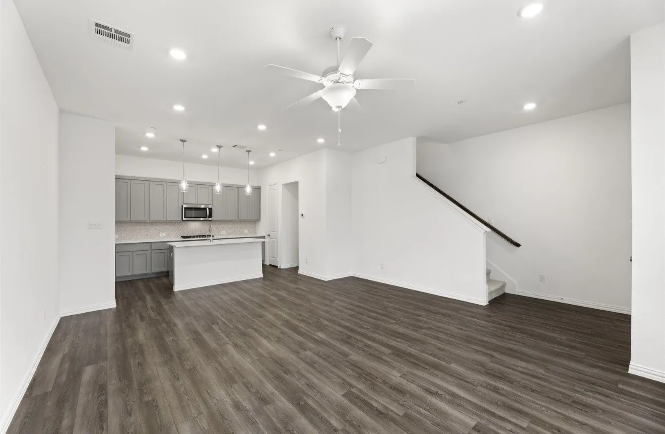 Townhouse For Rent in Collin County , 1064 Old Rosebud Drive, Allen, Texas 75013, 3 Bedroom, 3 Bathroom, 2 Garage spaces, 1,647 Sqft, built in 2023, mls#21343262, Real Estate Agent in Allen, Homes For Rent in Collin county, Homes For Rent in Allen, Realtor in Allen Texas, Real Estate Brokerage Independent Realty Texas, Luminita Cordes Realtor