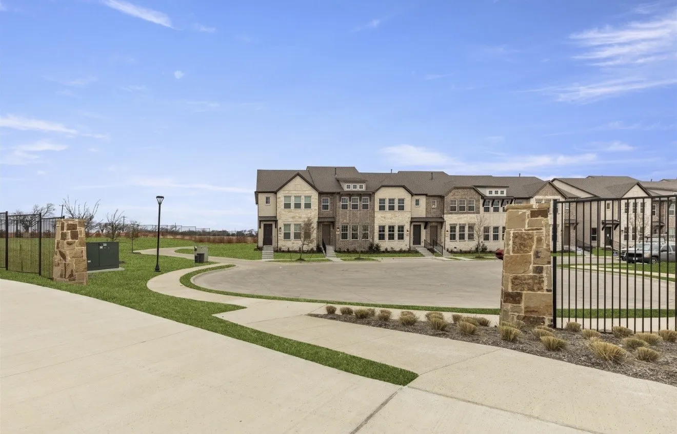 Townhouse For Rent in Collin County , 1064 Old Rosebud Drive, Allen, Texas 75013, 3 Bedroom, 3 Bathroom, 2 Garage spaces, 1,647 Sqft, built in 2023, mls#21343262, Real Estate Agent in Allen, Homes For Rent in Collin county, Homes For Rent in Allen, Realtor in Allen Texas, Real Estate Brokerage Independent Realty Texas, Luminita Cordes Realtor