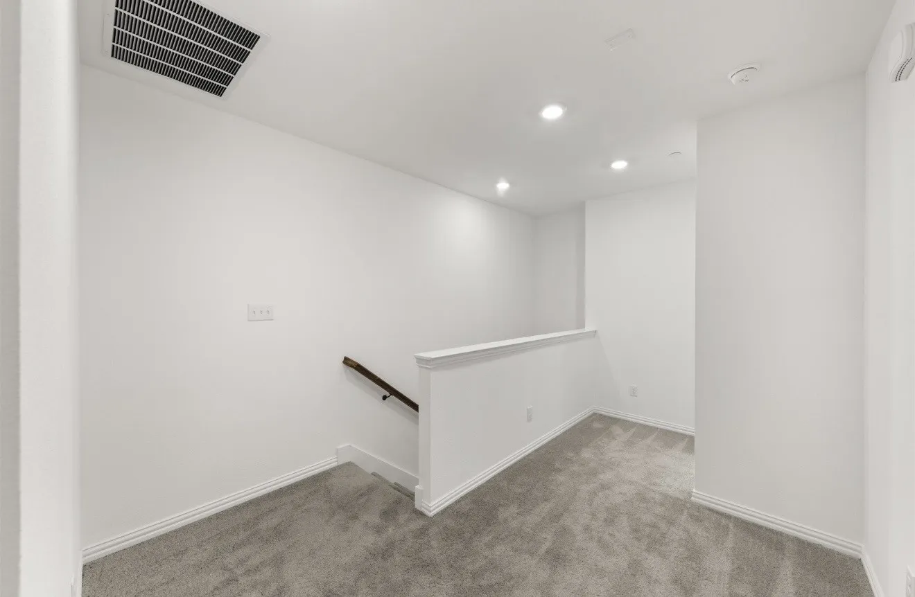 Townhouse For Rent in Collin County , 1064 Old Rosebud Drive, Allen, Texas 75013, 3 Bedroom, 3 Bathroom, 2 Garage spaces, 1,647 Sqft, built in 2023, mls#21343262, Real Estate Agent in Allen, Homes For Rent in Collin county, Homes For Rent in Allen, Realtor in Allen Texas, Real Estate Brokerage Independent Realty Texas, Luminita Cordes Realtor