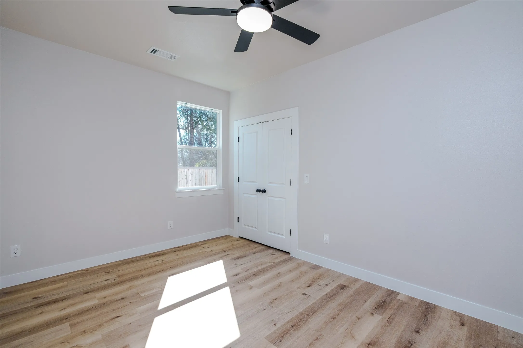 Single Family Residence For Rent in Denton County , 2231 Denison Street, Denton, Texas 76201, 4 Bedroom, 3 Bathroom, Garage spaces, 1,600 Sqft, built in 2024, mls#21341423, Real Estate Agent in Denton, Homes For Rent in Denton county, Homes For Rent in Denton, Realtor in Denton Texas, Real Estate Brokerage Independent Realty Texas, Luminita Cordes Realtor