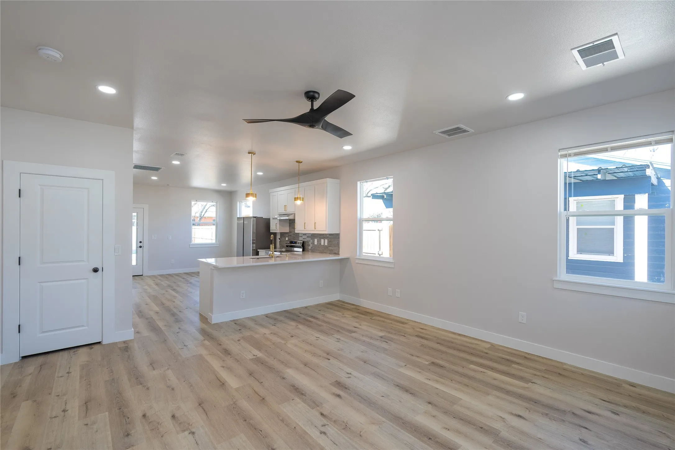 Single Family Residence For Rent in Denton County , 2231 Denison Street, Denton, Texas 76201, 4 Bedroom, 3 Bathroom, Garage spaces, 1,600 Sqft, built in 2024, mls#21341423, Real Estate Agent in Denton, Homes For Rent in Denton county, Homes For Rent in Denton, Realtor in Denton Texas, Real Estate Brokerage Independent Realty Texas, Luminita Cordes Realtor
