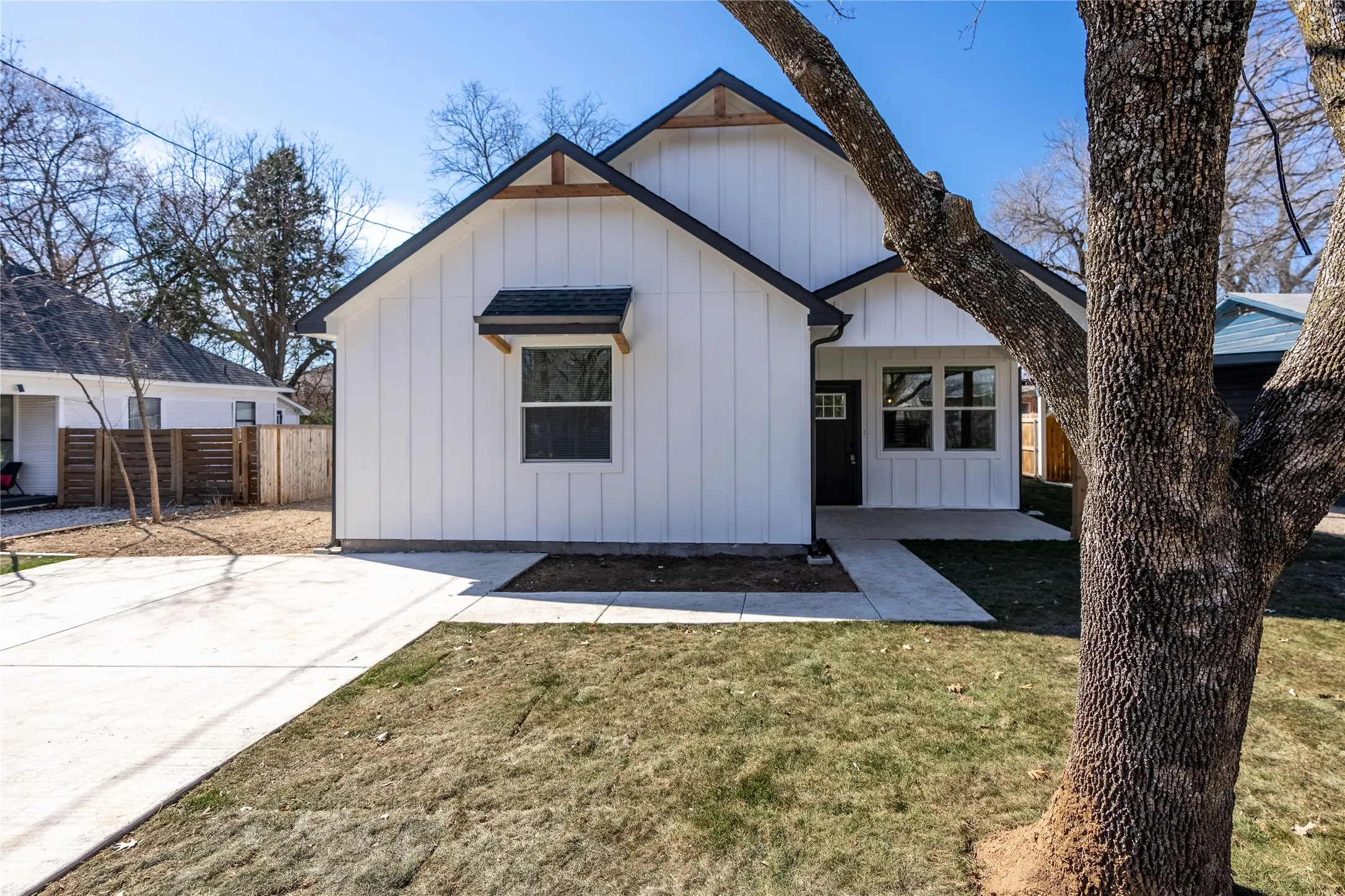 Single Family Residence For Rent in Denton County , 2231 Denison Street, Denton, Texas 76201, 4 Bedroom, 3 Bathroom, Garage spaces, 1,600 Sqft, built in 2024, mls#21341423, Real Estate Agent in Denton, Homes For Rent in Denton county, Homes For Rent in Denton, Realtor in Denton Texas, Real Estate Brokerage Independent Realty Texas, Luminita Cordes Realtor