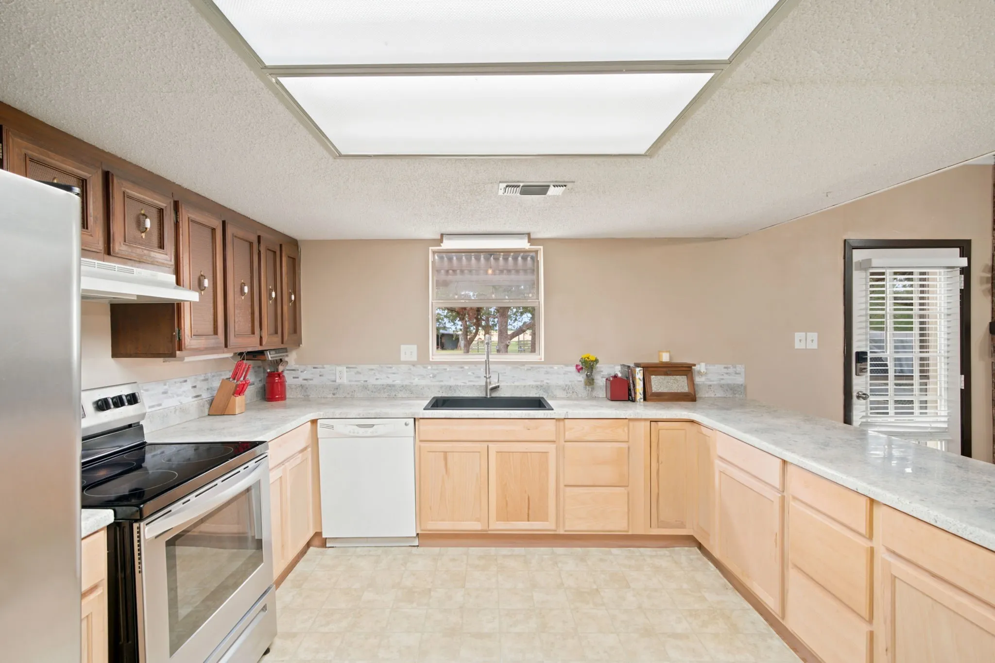 Ranch For Sale in Eastland County , 618 Hwy 2731, Rising Star, Texas 76471, 0, 0, Garage spaces, 0 Sqft, built in 1980, mls#21342116, Real Estate Agent in Rising Star, Homes For Sale in Eastland county, Homes For Sale in Rising Star, Realtor in Rising Star Texas, Real Estate Brokerage Independent Realty Texas, Luminita Cordes Realtor