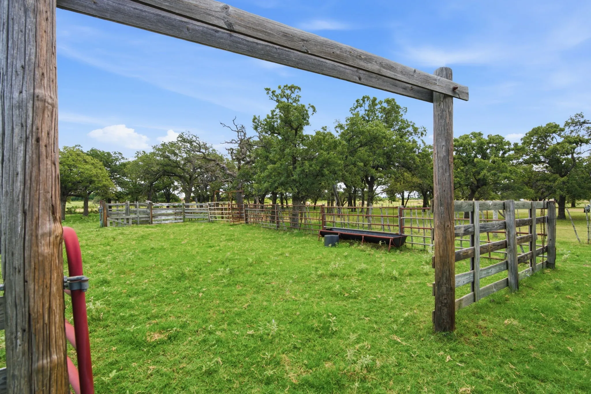 Ranch For Sale in Eastland County , 618 Hwy 2731, Rising Star, Texas 76471, 0, 0, Garage spaces, 0 Sqft, built in 1980, mls#21342116, Real Estate Agent in Rising Star, Homes For Sale in Eastland county, Homes For Sale in Rising Star, Realtor in Rising Star Texas, Real Estate Brokerage Independent Realty Texas, Luminita Cordes Realtor