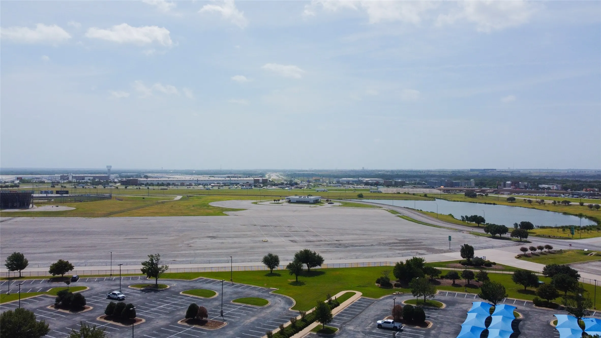 Condominium For Sale in Tarrant County , 3575 Lone Star Circle 802, Fort Worth, Texas 76177, 2 Bedroom, 2 Bathroom, 2 Garage spaces, 1,650 Sqft, built in 1997, mls#21342145, Real Estate Agent in Fort Worth, Homes For Sale in Tarrant county, Homes For Sale in Fort Worth, Realtor in Fort Worth Texas, Real Estate Brokerage Independent Realty Texas, Luminita Cordes Realtor