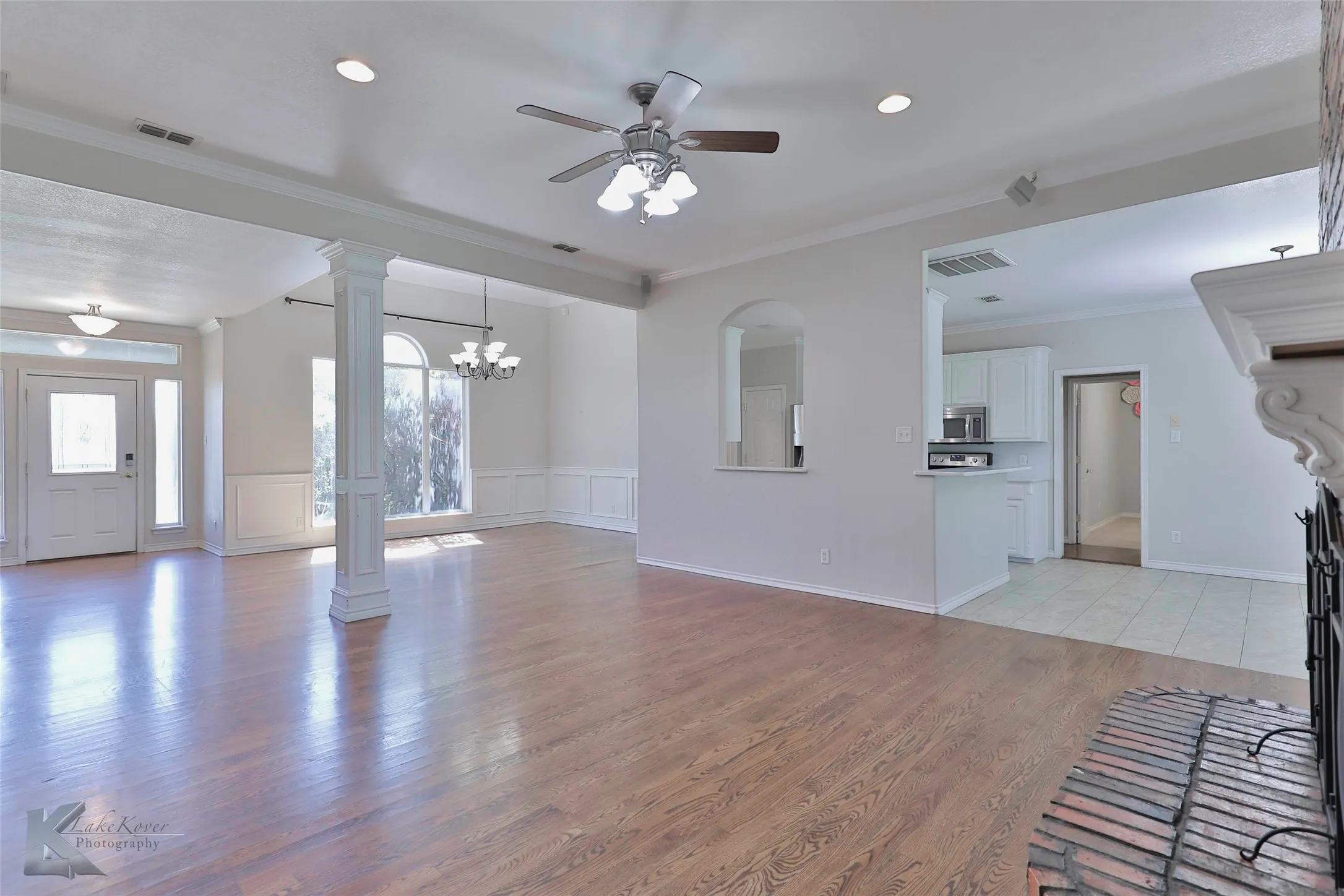 Single Family Residence For Rent in Taylor County , 342 Pilgrim Road, Abilene, Texas 79602, 4 Bedroom, 3 Bathroom, 2 Garage spaces, 2,613 Sqft, built in 2004, mls#21343273, Real Estate Agent in Abilene, Homes For Rent in Taylor county, Homes For Rent in Abilene, Realtor in Abilene Texas, Real Estate Brokerage Independent Realty Texas, Luminita Cordes Realtor