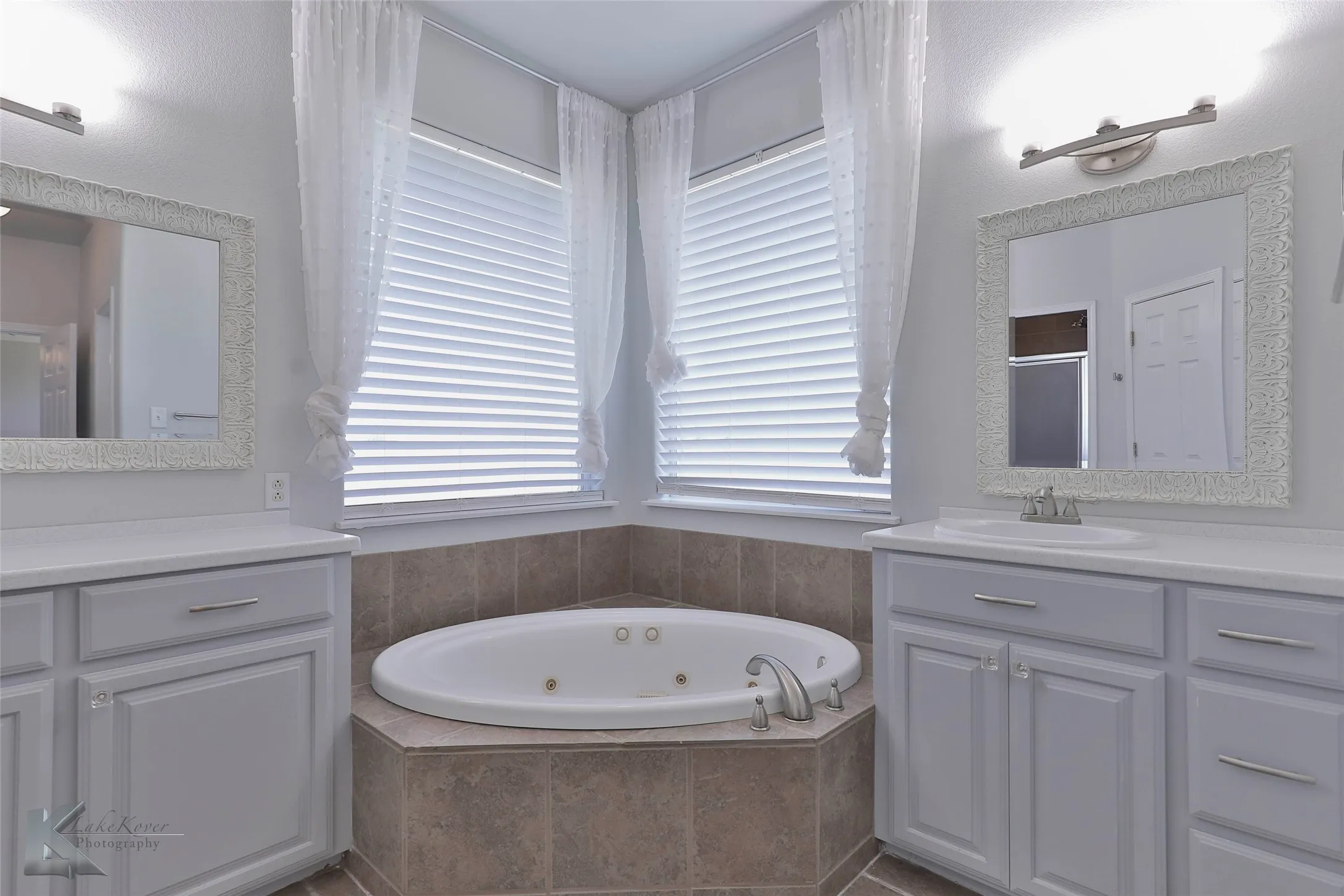 Single Family Residence For Rent in Taylor County , 342 Pilgrim Road, Abilene, Texas 79602, 4 Bedroom, 3 Bathroom, 2 Garage spaces, 2,613 Sqft, built in 2004, mls#21343273, Real Estate Agent in Abilene, Homes For Rent in Taylor county, Homes For Rent in Abilene, Realtor in Abilene Texas, Real Estate Brokerage Independent Realty Texas, Luminita Cordes Realtor