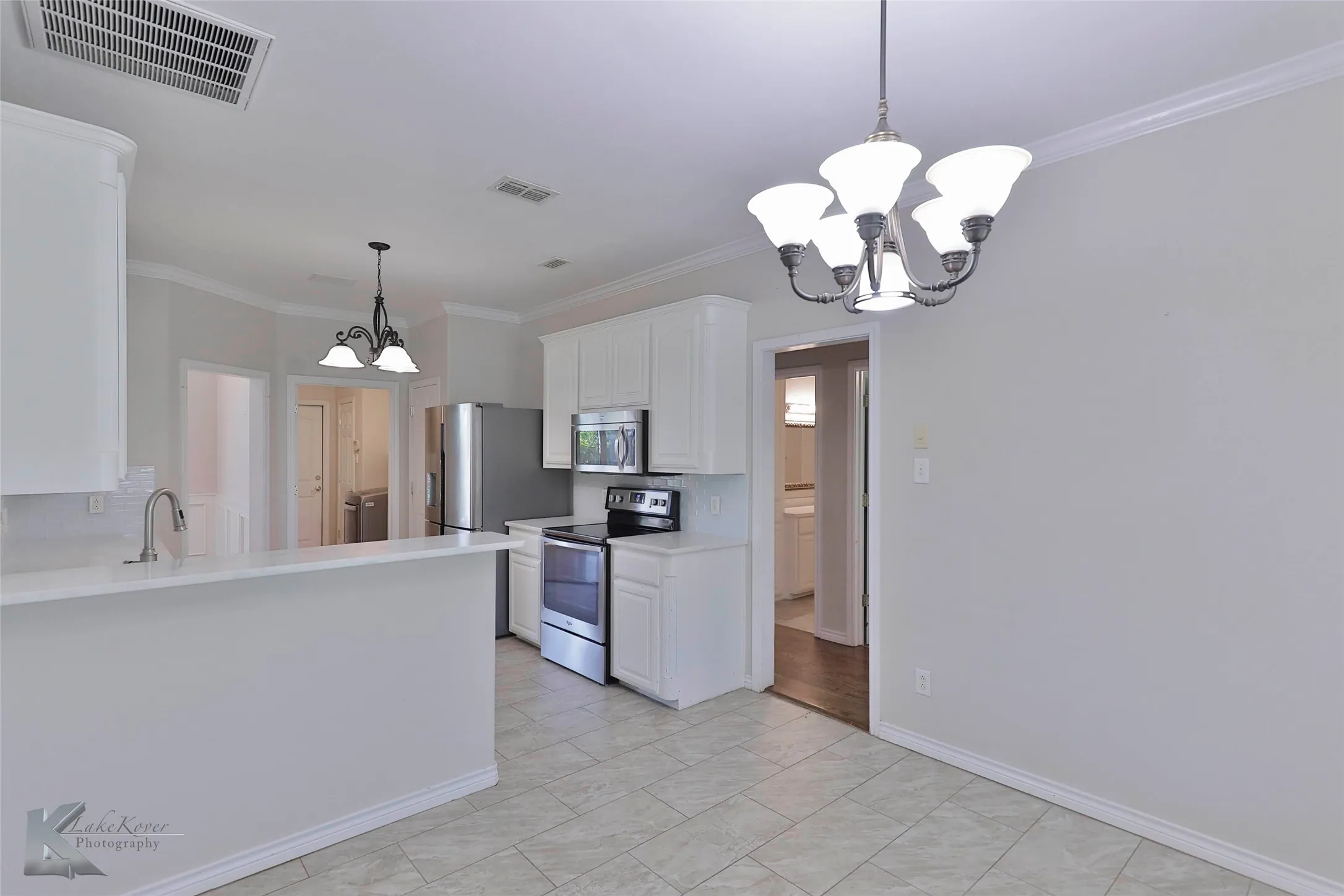 Single Family Residence For Rent in Taylor County , 342 Pilgrim Road, Abilene, Texas 79602, 4 Bedroom, 3 Bathroom, 2 Garage spaces, 2,613 Sqft, built in 2004, mls#21343273, Real Estate Agent in Abilene, Homes For Rent in Taylor county, Homes For Rent in Abilene, Realtor in Abilene Texas, Real Estate Brokerage Independent Realty Texas, Luminita Cordes Realtor