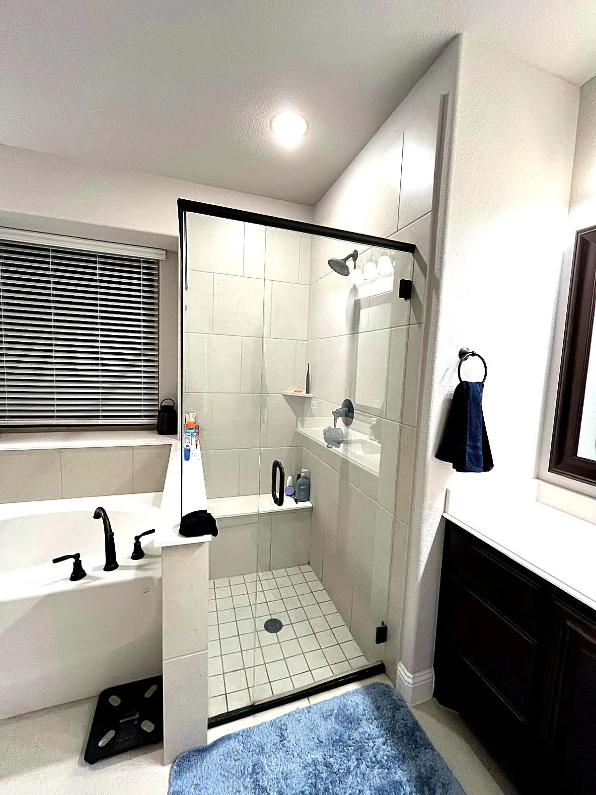 Single Family Residence For Rent in Denton County , 2909 Parkwood Circle, Denton, Texas 76226, 5 Bedroom, 4 Bathroom, 2 Garage spaces, 3,429 Sqft, built in 2022, mls#21343175, Real Estate Agent in Denton, Homes For Rent in Denton county, Homes For Rent in Denton, Realtor in Denton Texas, Real Estate Brokerage Independent Realty Texas, Luminita Cordes Realtor