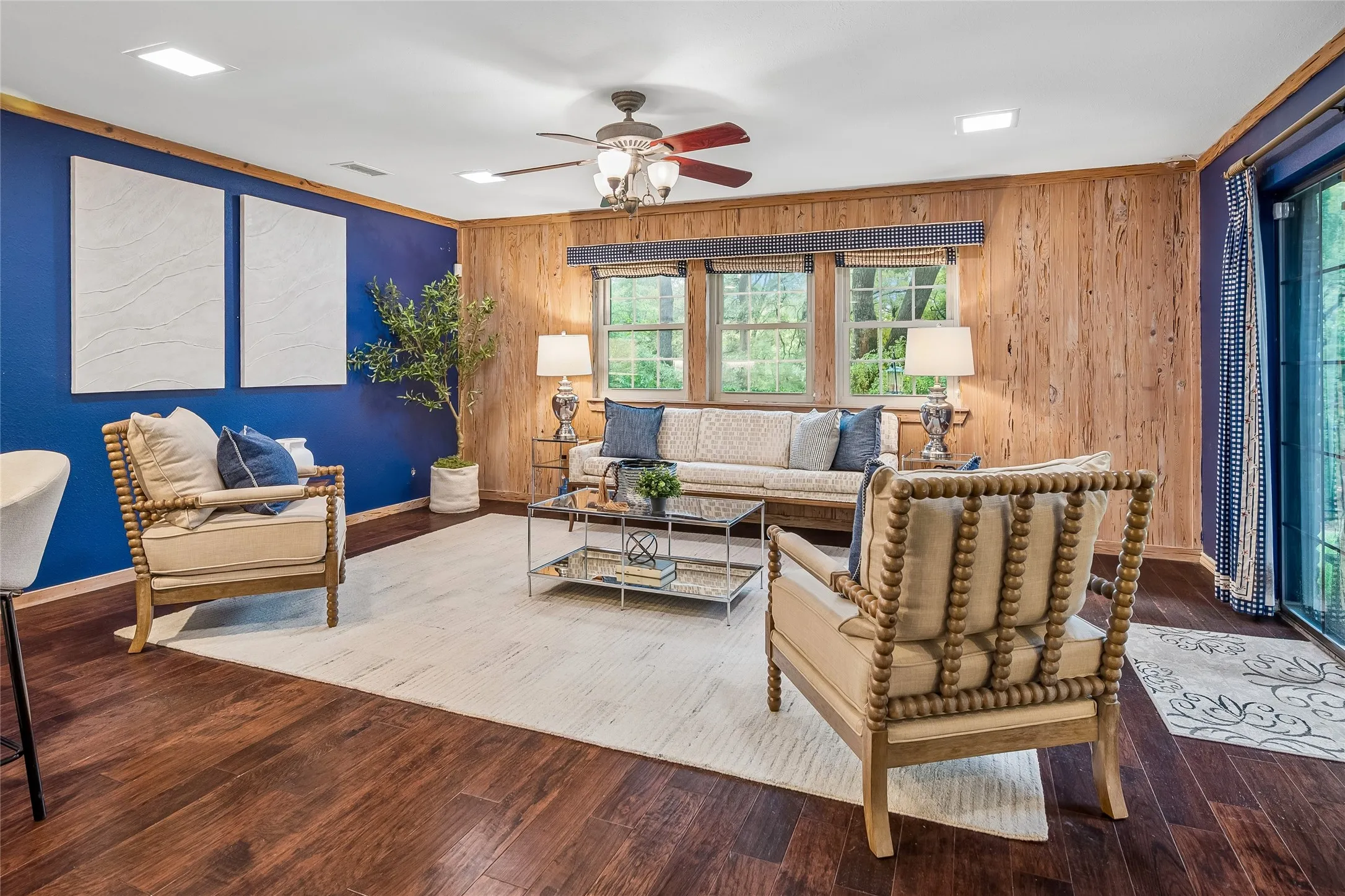 Single Family Residence For Sale in Collin County , 3412 Rockbrook Drive, Plano, Texas 75074, 4 Bedroom, 4 Bathroom, 2 Garage spaces, 2,837 Sqft, built in 1981, mls#21327523, Real Estate Agent in Plano, Homes For Sale in Collin county, Homes For Sale in Plano, Realtor in Plano Texas, Real Estate Brokerage Independent Realty Texas, Luminita Cordes Realtor